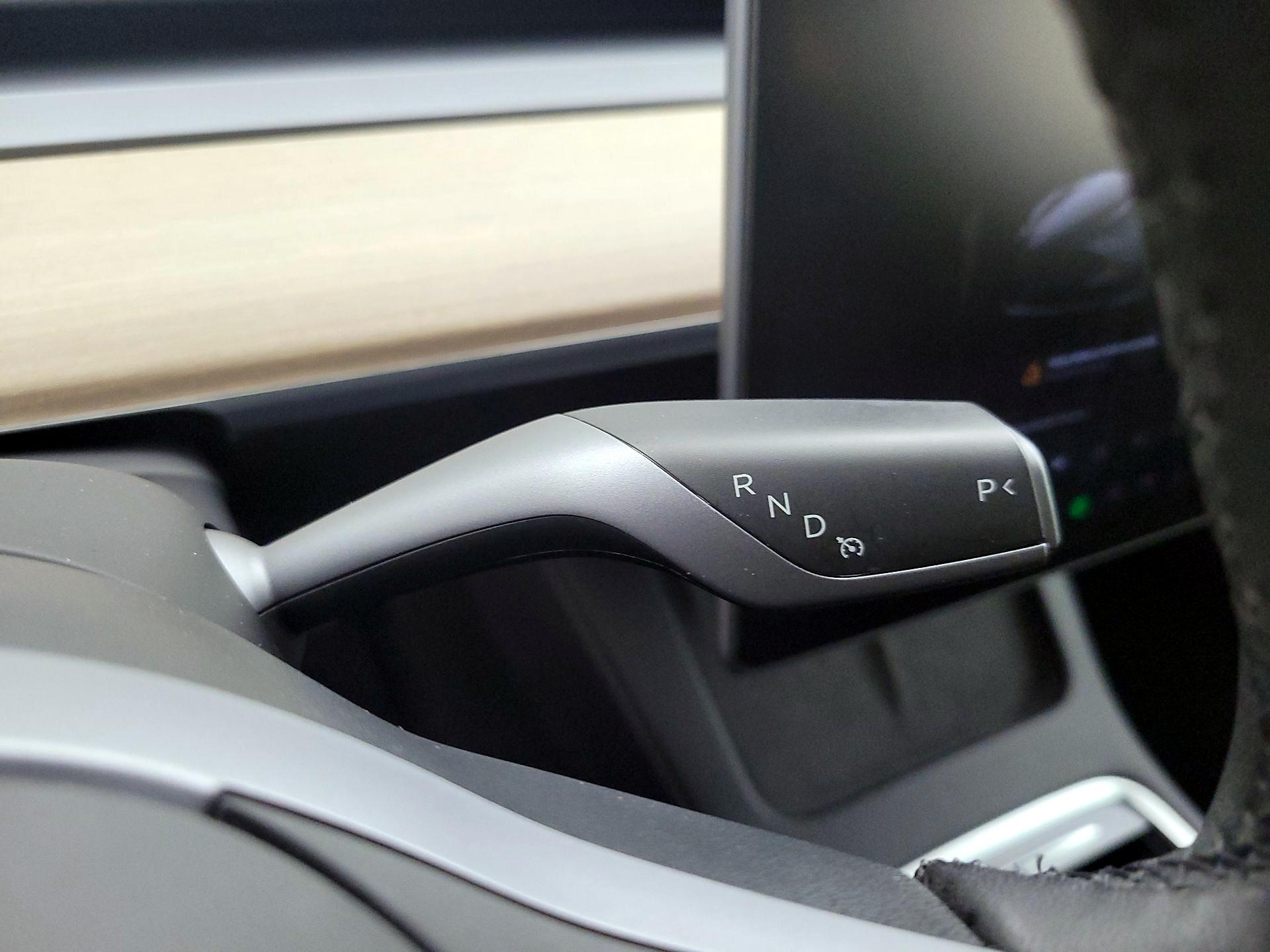 Thumbnail: 2022 Tesla Model 3 - 17