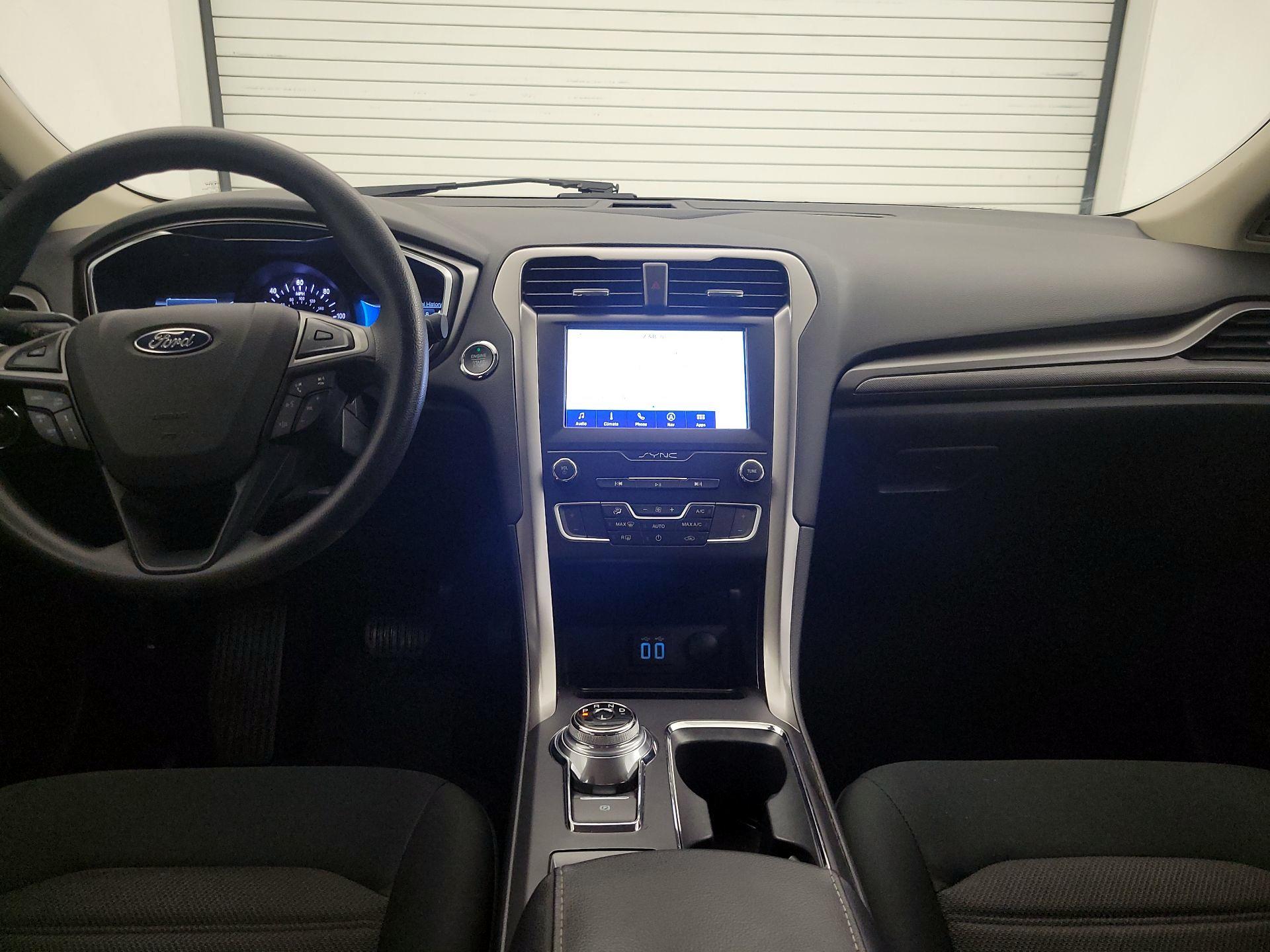 Thumbnail: 2020 Ford Fusion - 9