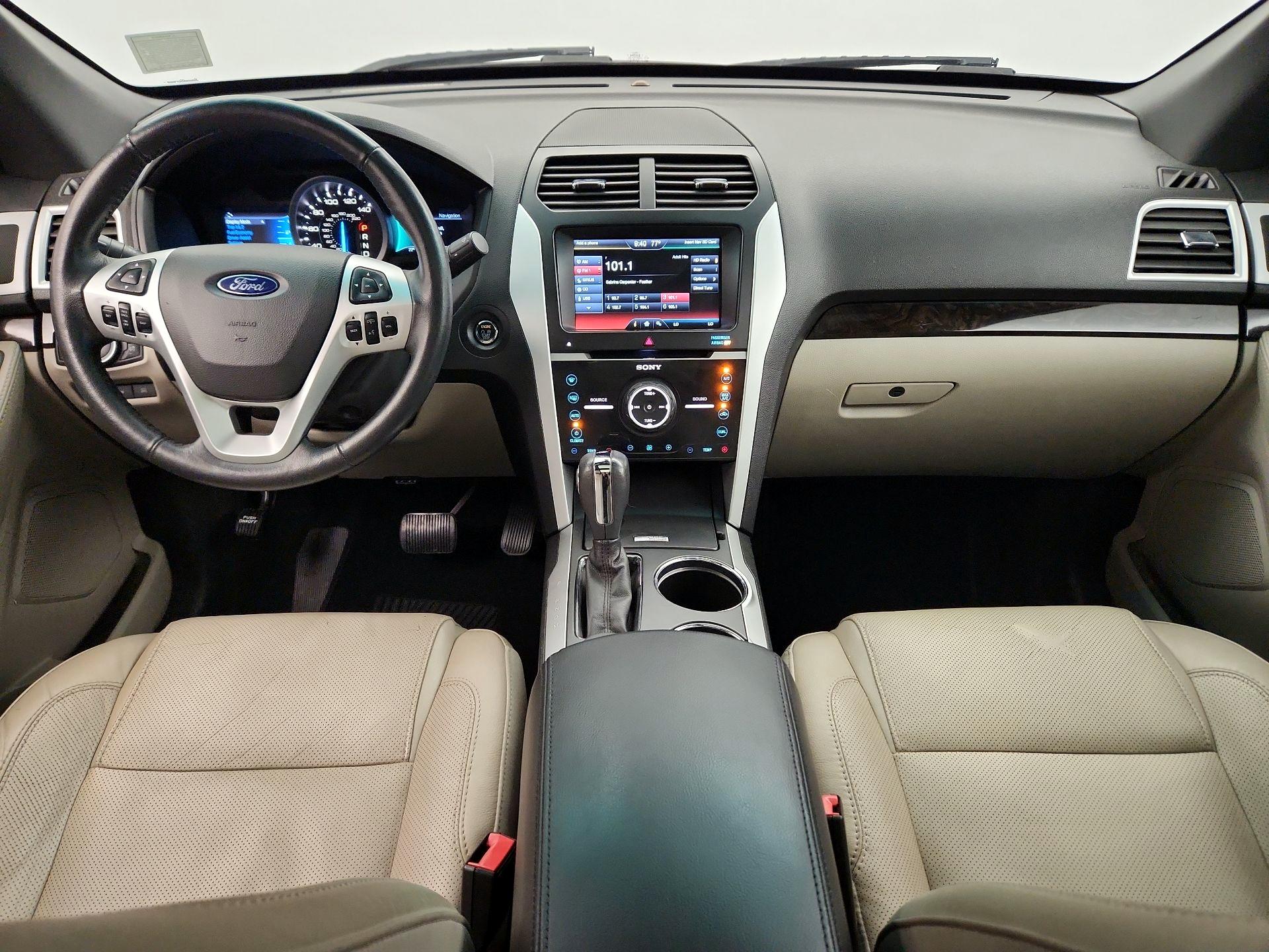 Thumbnail: 2014 Ford Explorer - 9