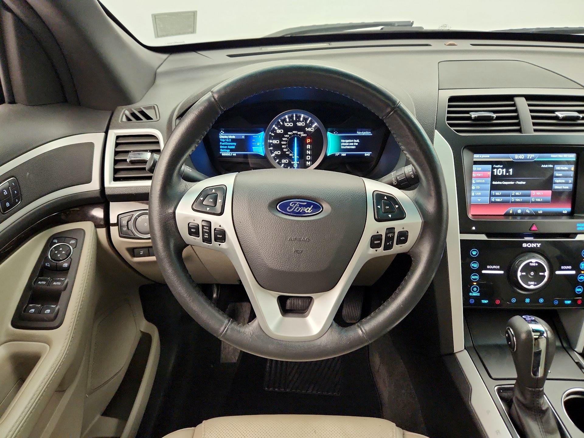 Thumbnail: 2014 Ford Explorer - 10