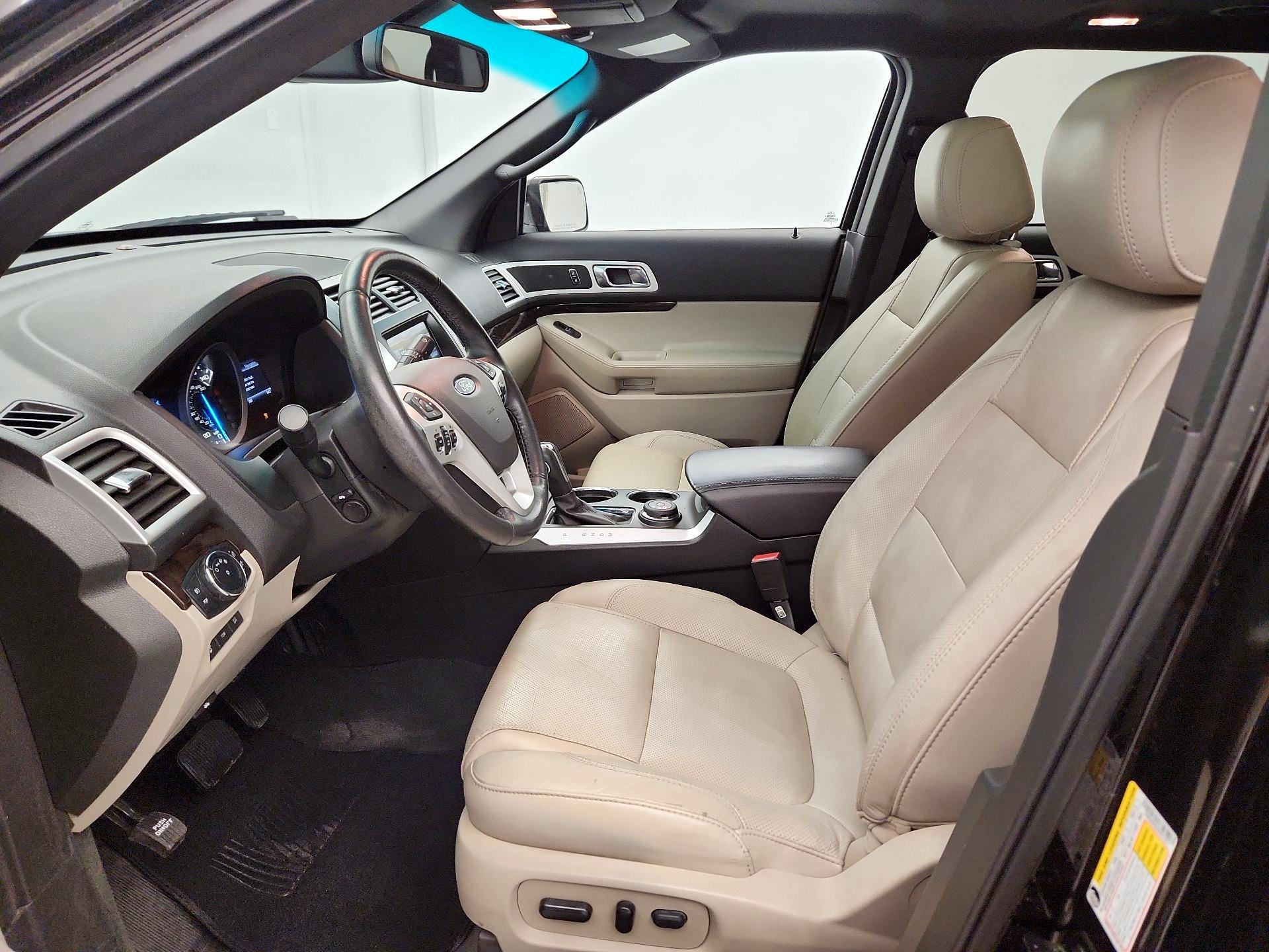 Thumbnail: 2014 Ford Explorer - 11
