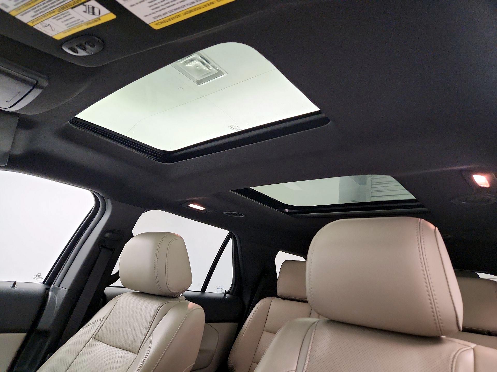 Thumbnail: 2014 Ford Explorer - 19