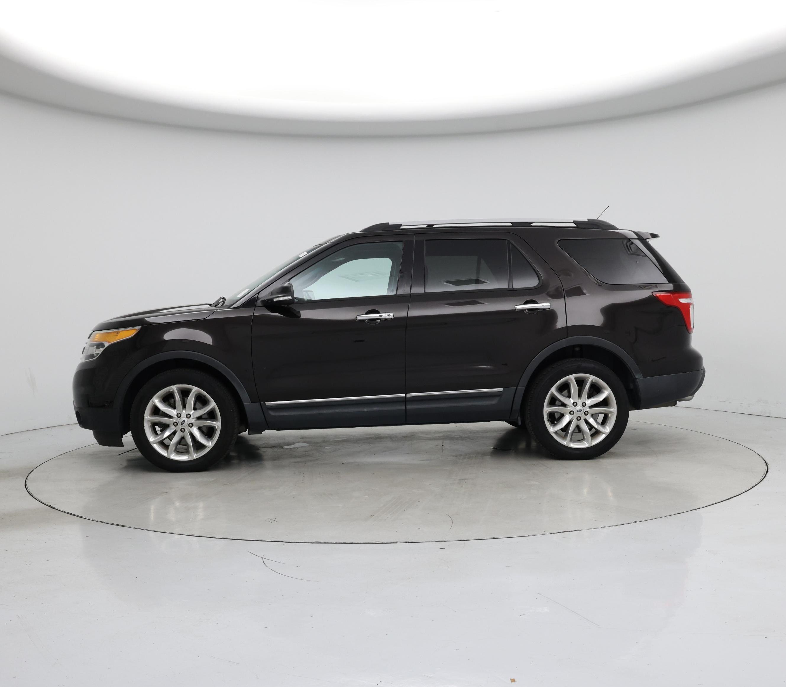 Thumbnail: 2014 Ford Explorer - 3