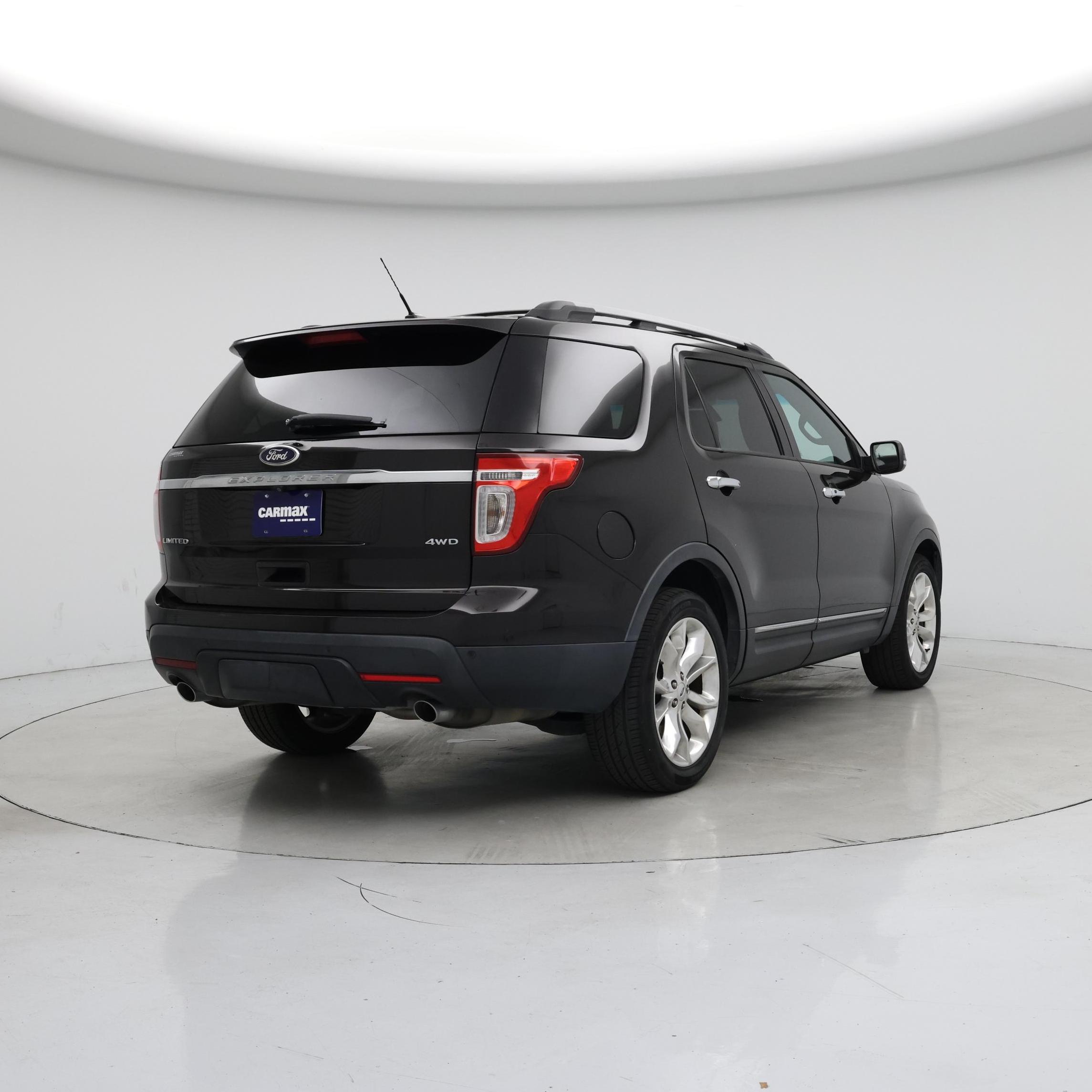Thumbnail: 2014 Ford Explorer - 8