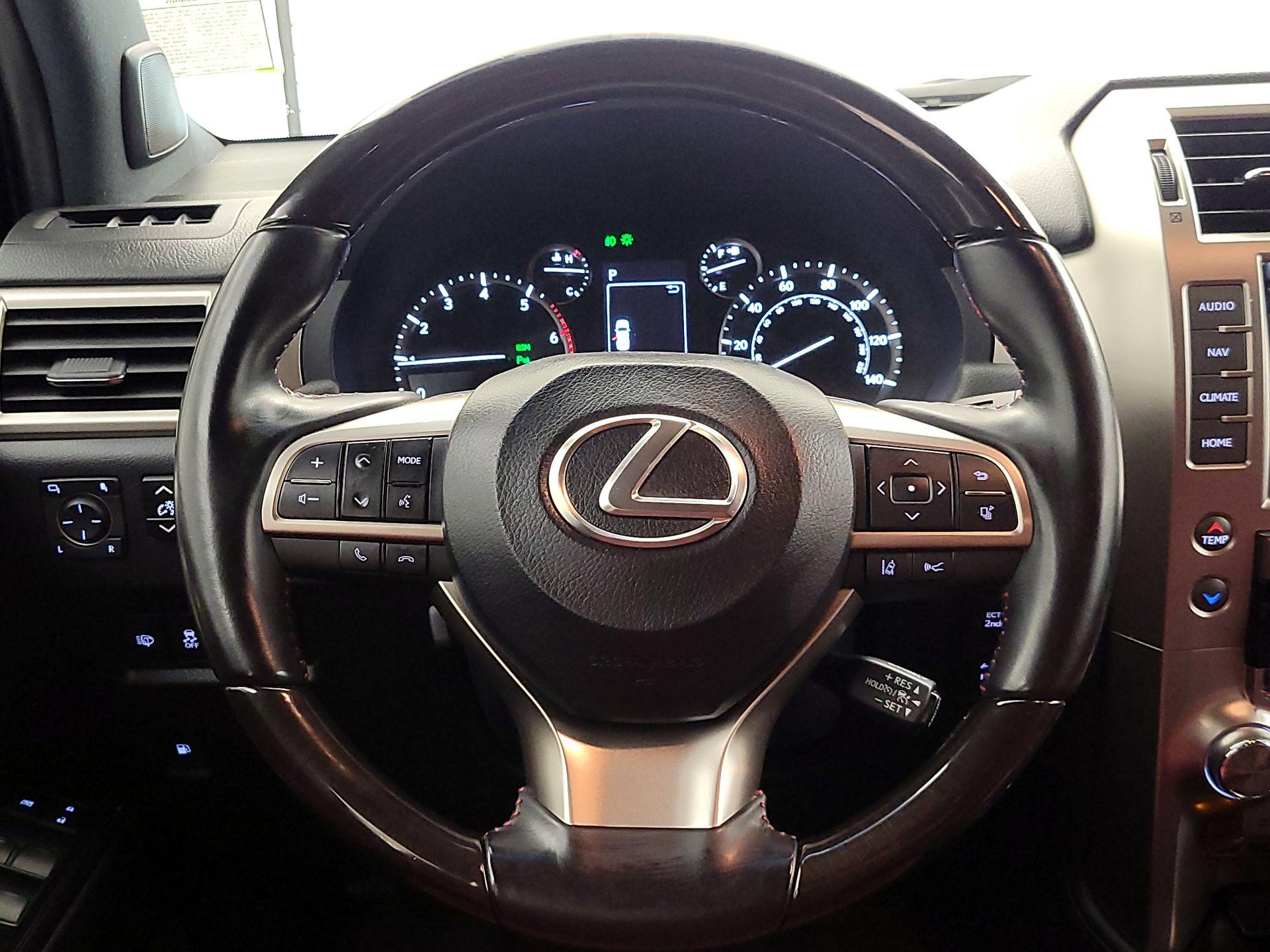 Thumbnail: 2021 Lexus GX - 10