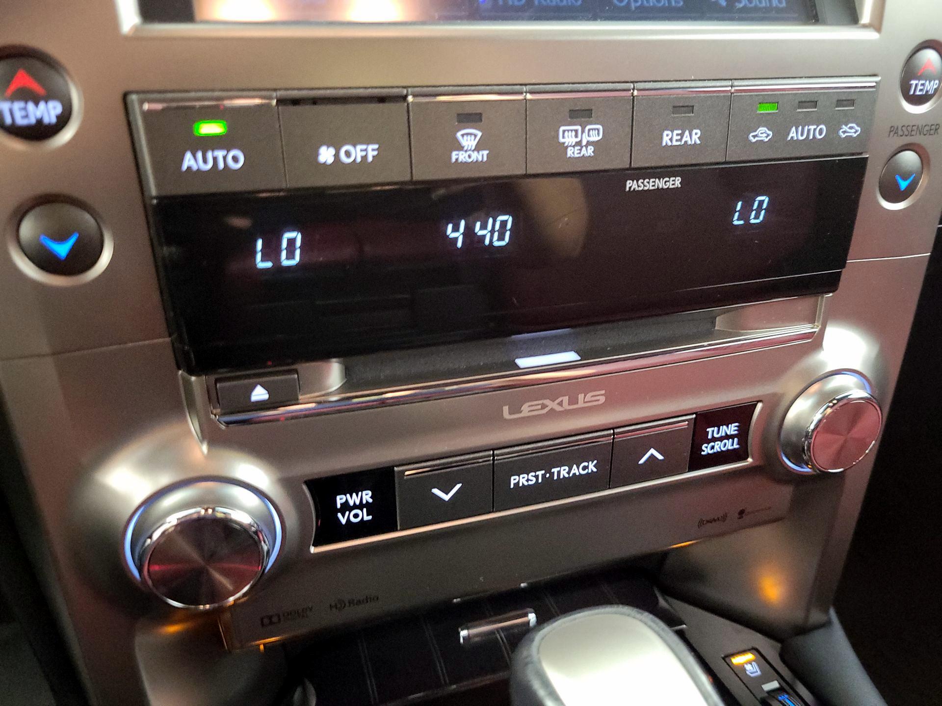 Thumbnail: 2021 Lexus GX - 17
