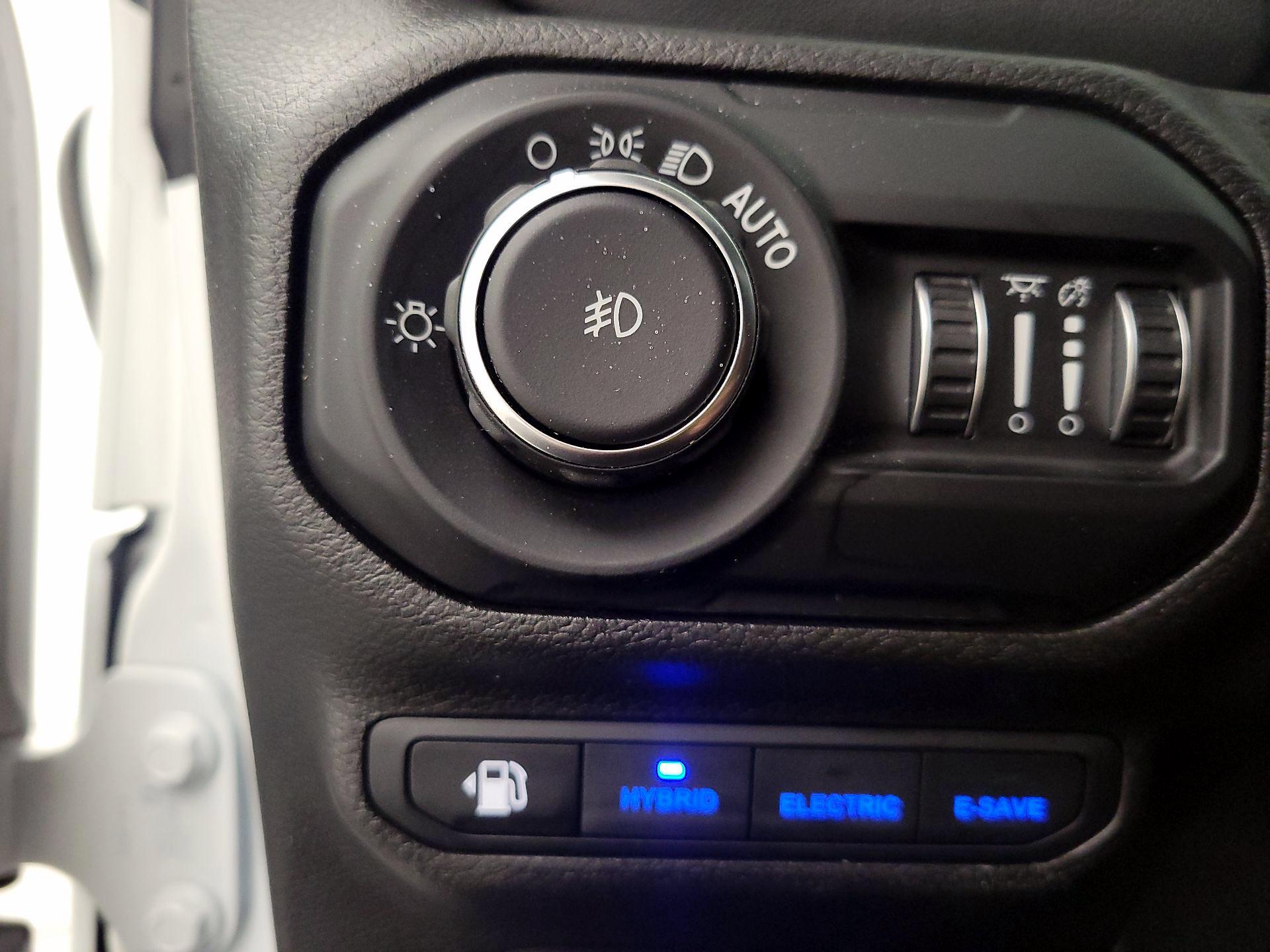Thumbnail: 2022 Jeep Wrangler - 13
