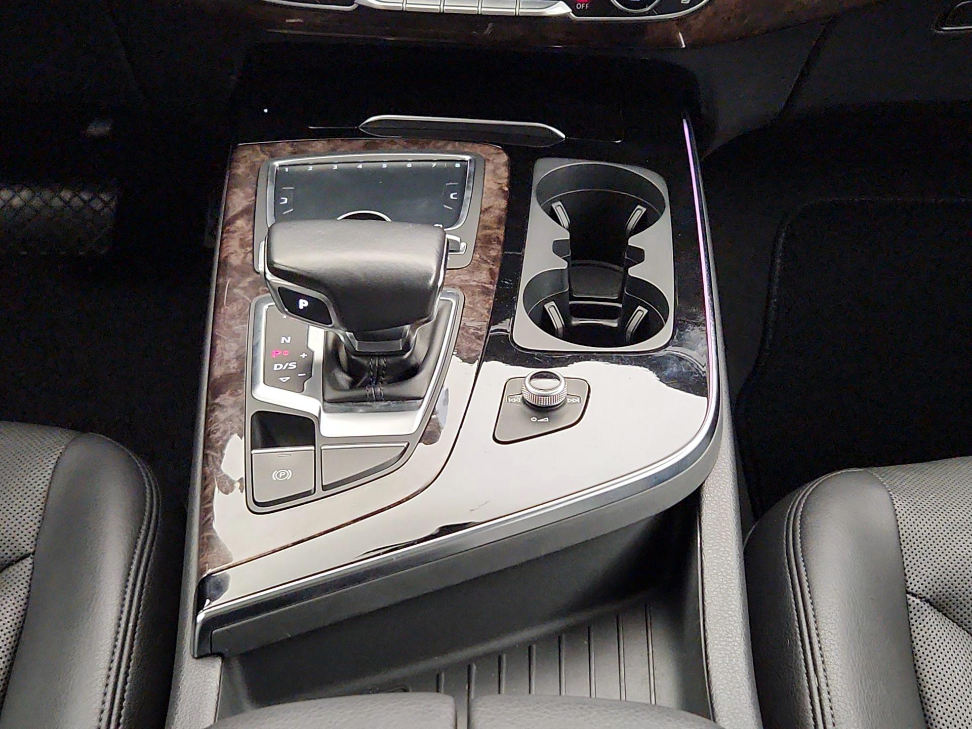Thumbnail: 2017 Audi Q7 - 18
