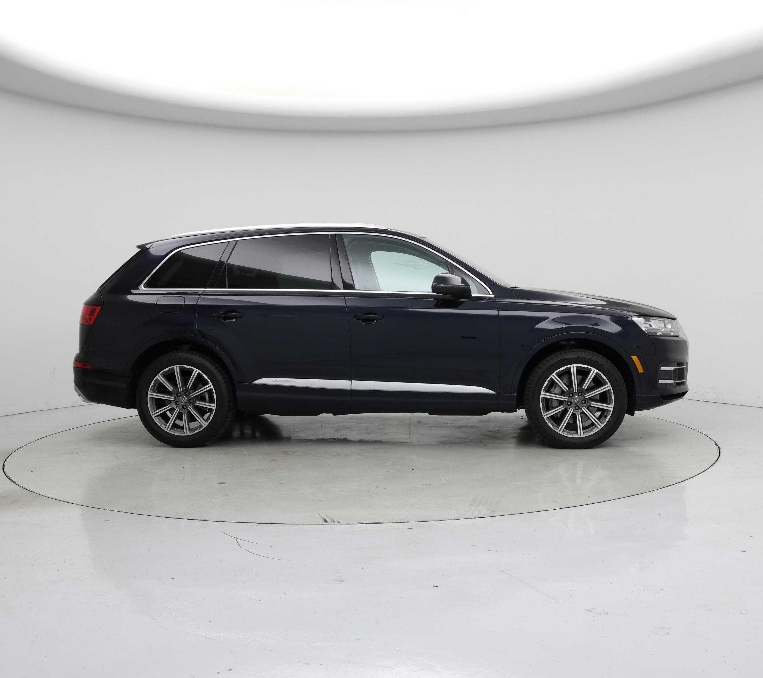 Thumbnail: 2017 Audi Q7 - 7