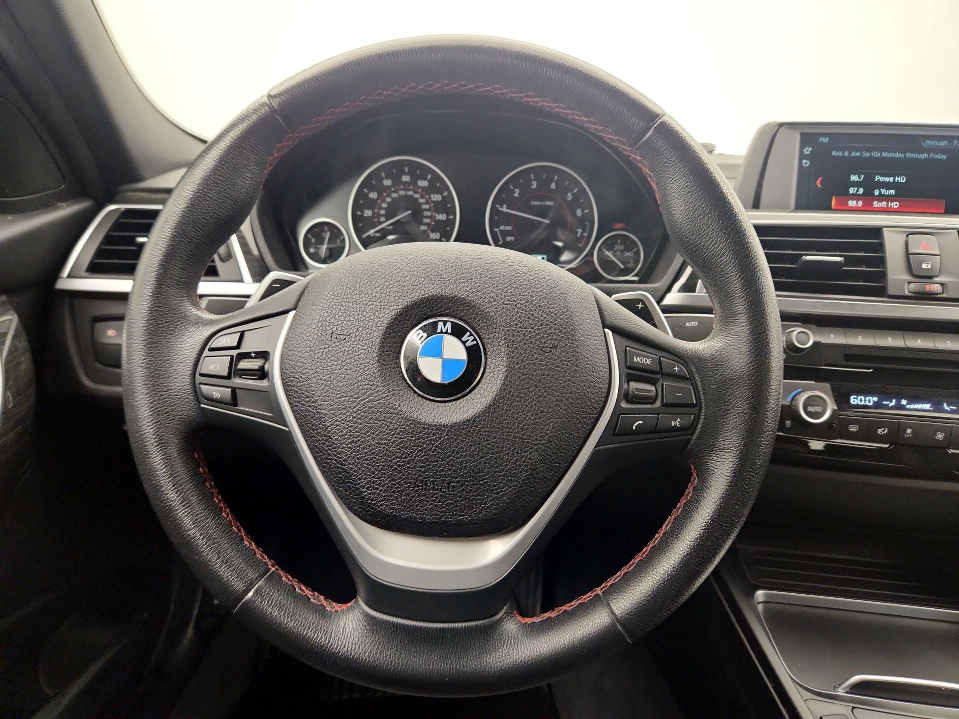 Thumbnail: 2018 BMW 3 Series - 10