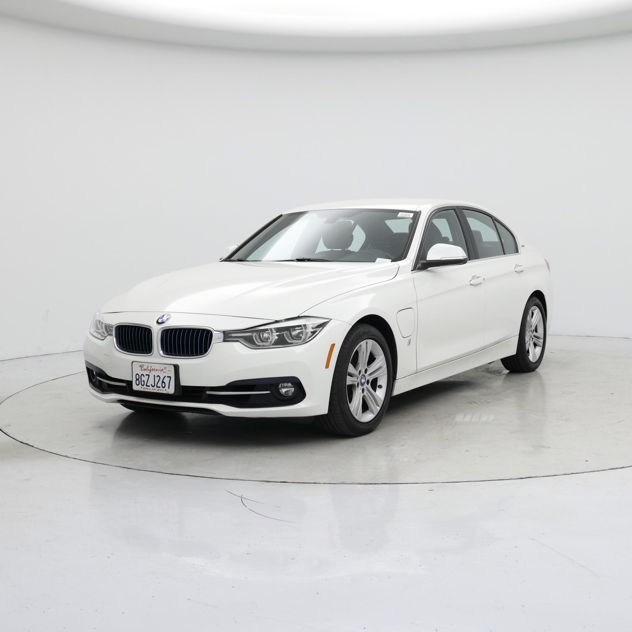 Thumbnail: 2018 BMW 3 Series - 4