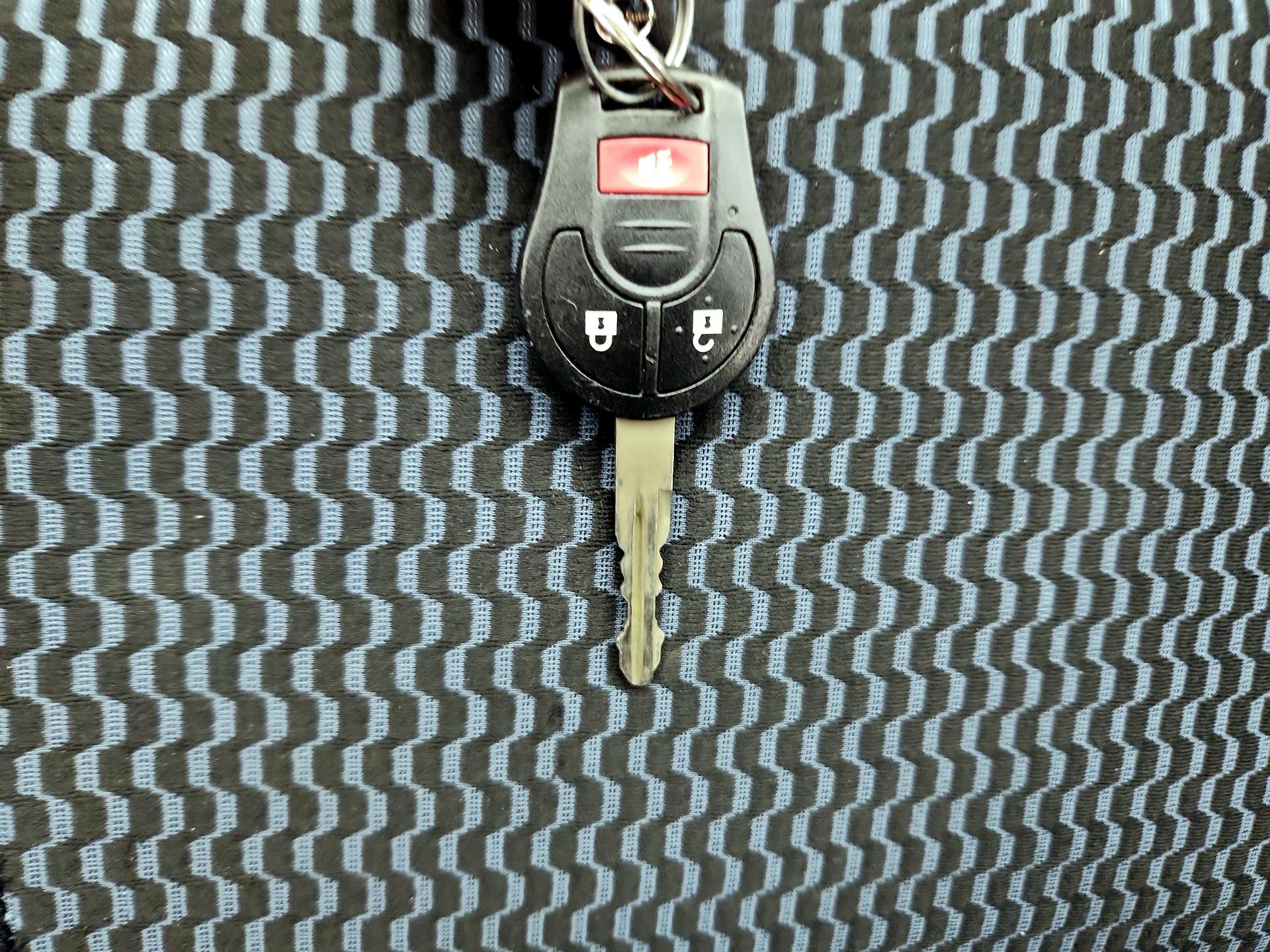 Thumbnail: 2015 Nissan Versa Note - 20