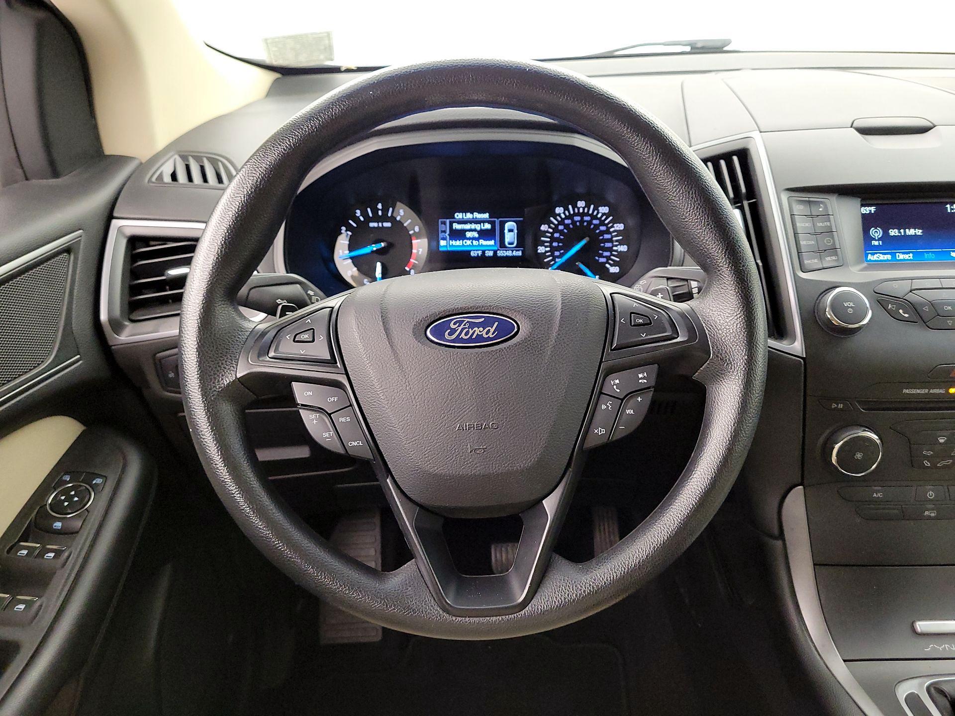 Thumbnail: 2016 Ford Edge - 10
