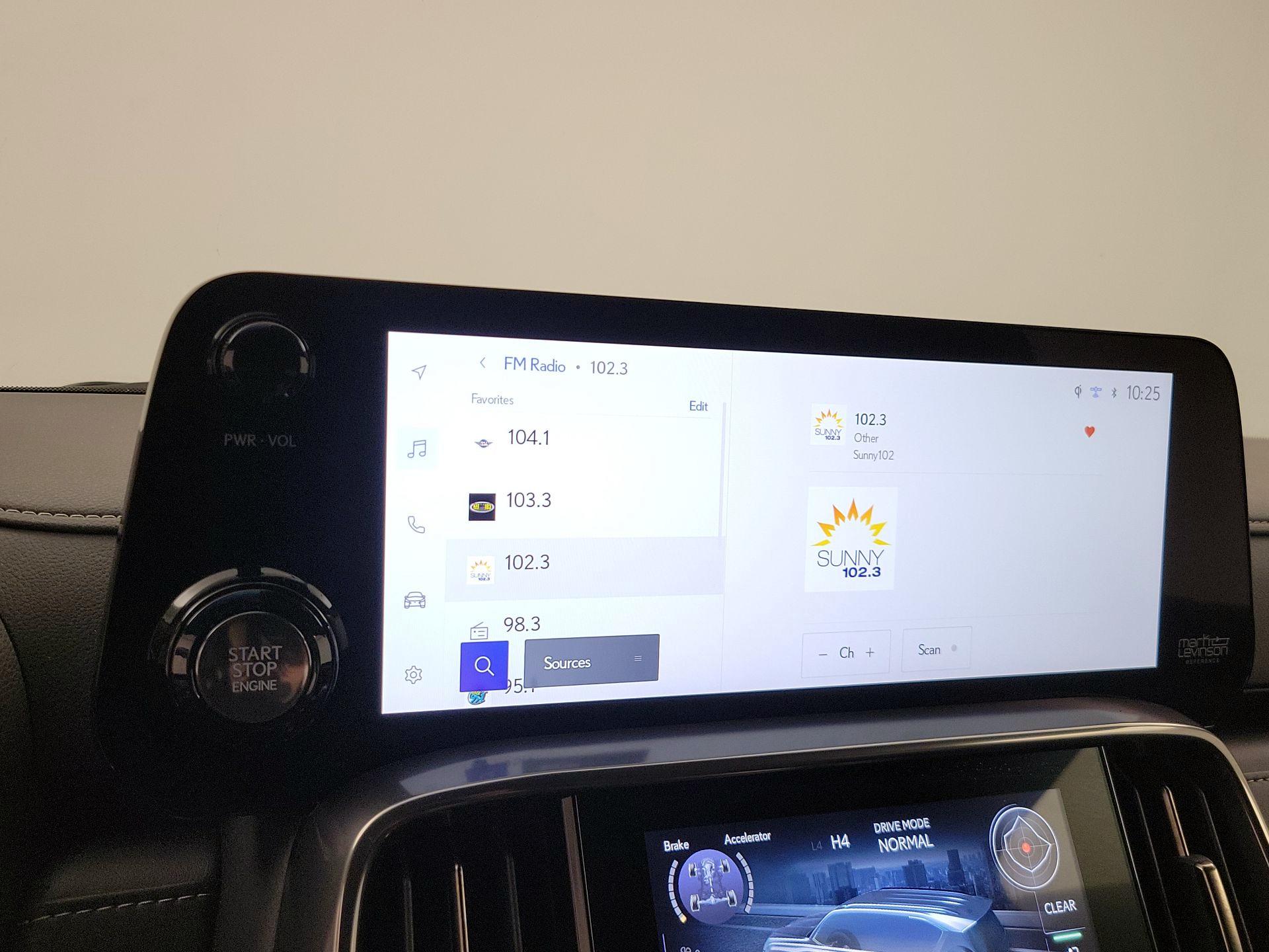 Thumbnail: 2023 Lexus LX - 16