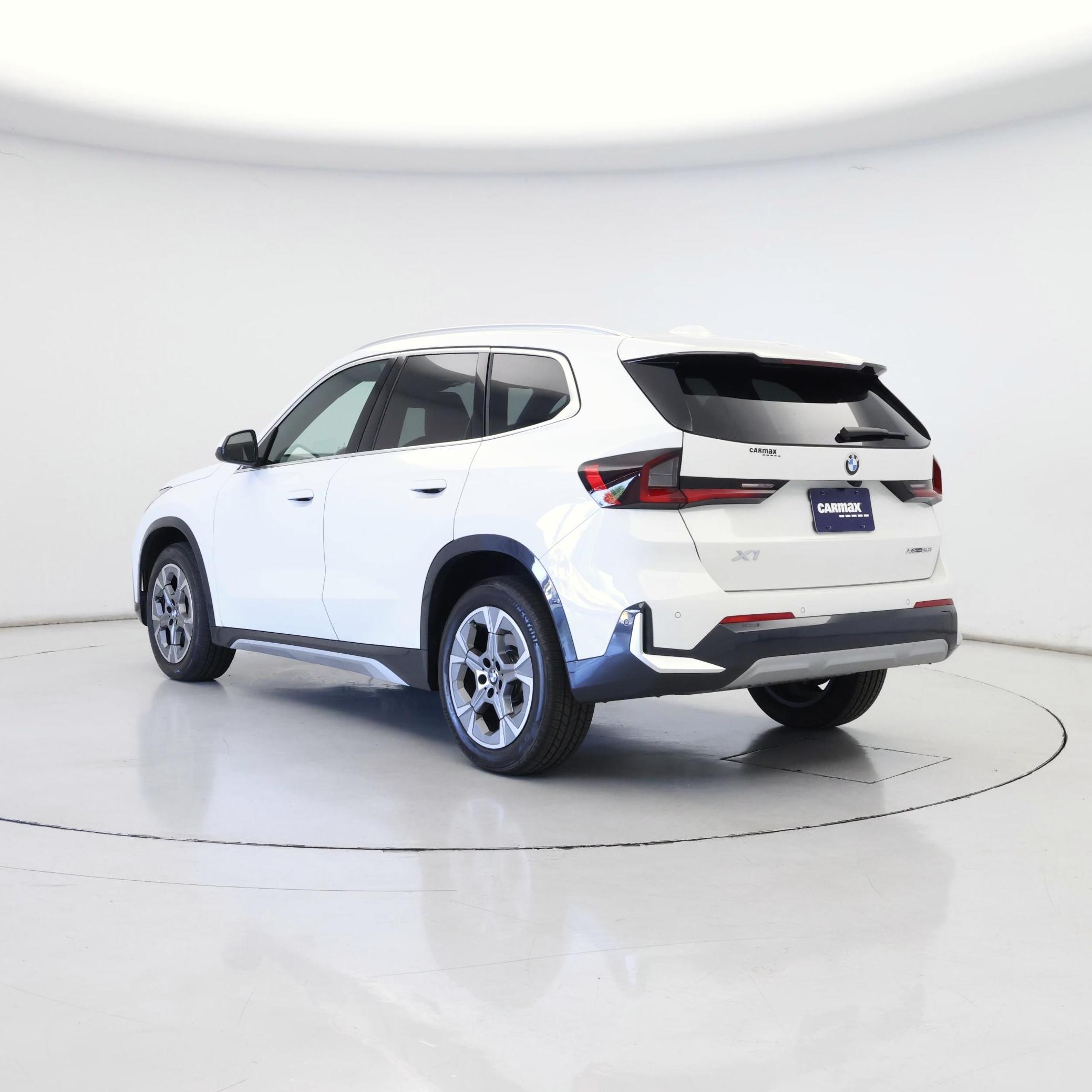 Thumbnail: 2025 BMW X1 - 2