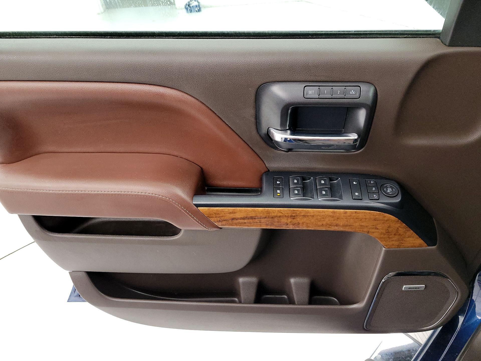Thumbnail: 2016 Chevrolet Silverado 1500 - 12