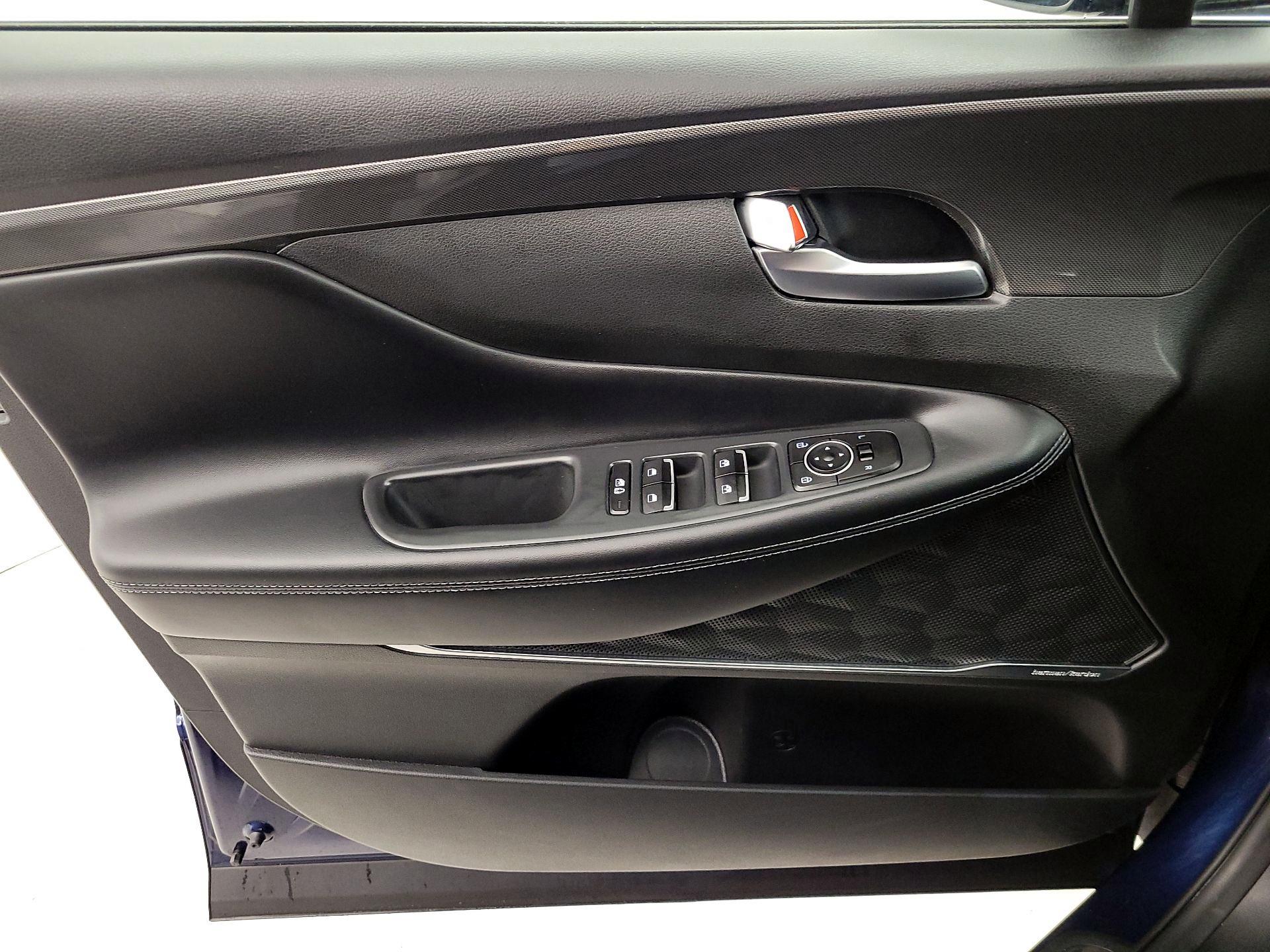 Thumbnail: 2023 Hyundai Santa Fe - 12
