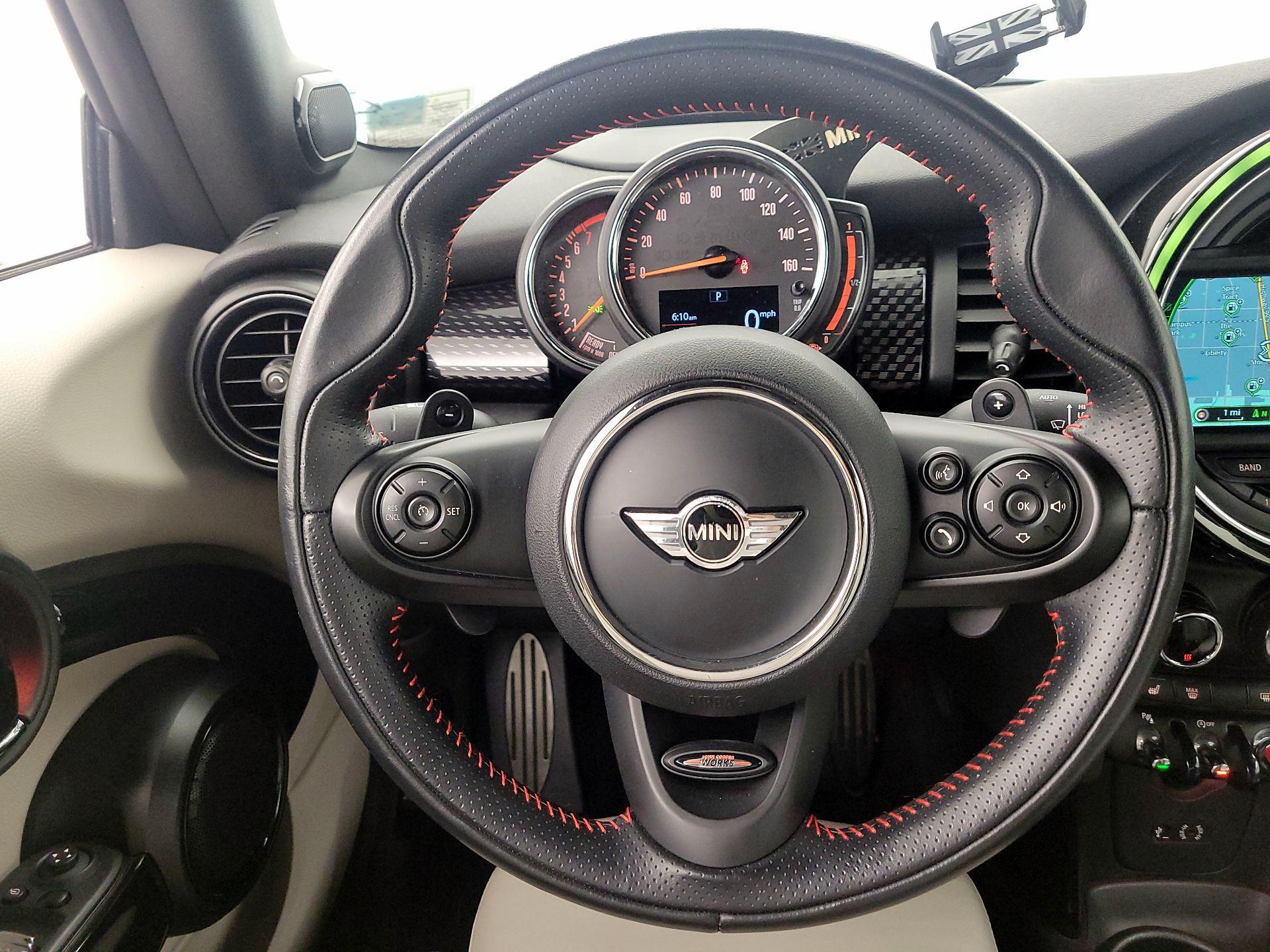 Thumbnail: 2018 MINI Cooper - 10