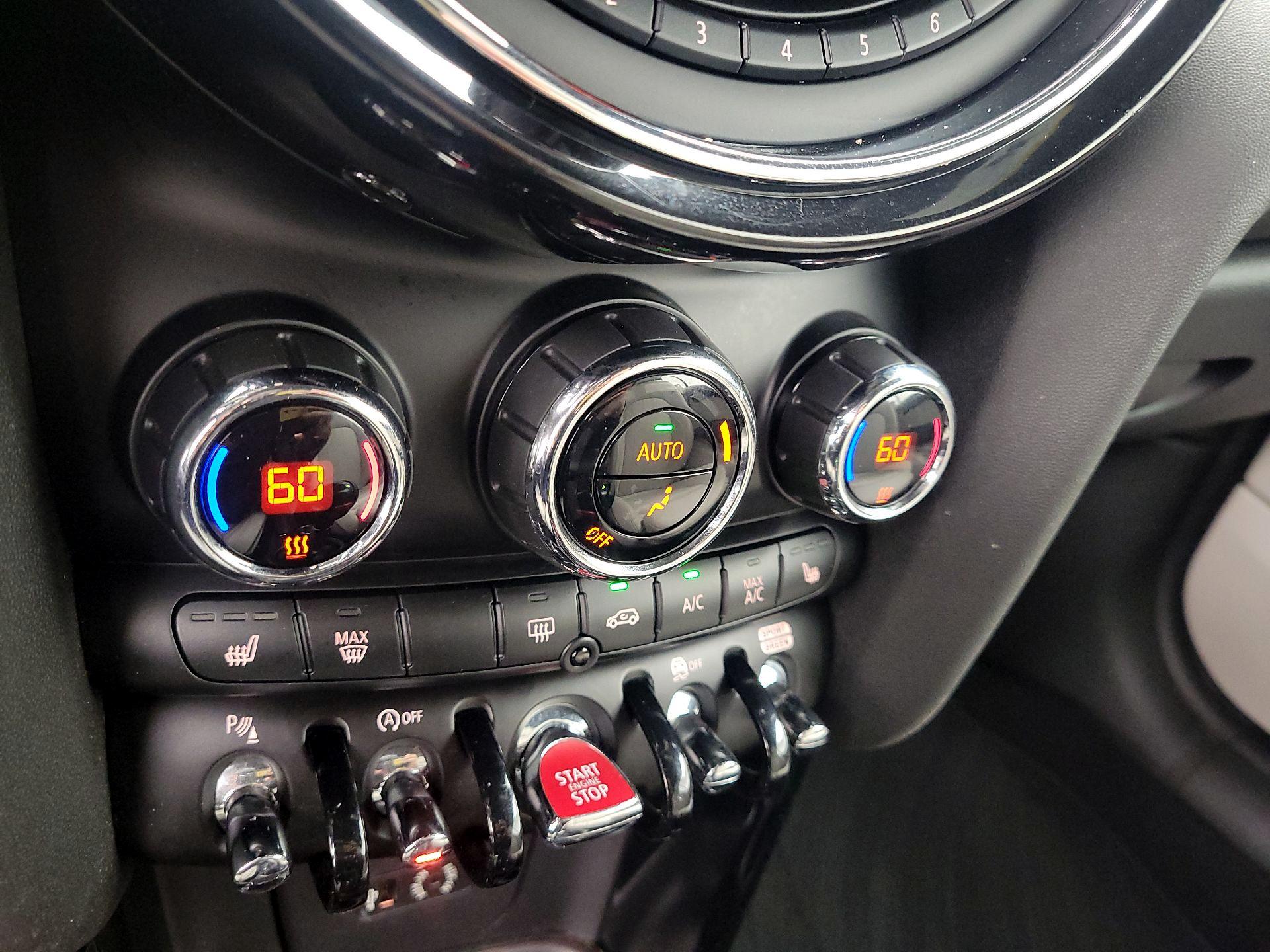 Thumbnail: 2018 MINI Cooper - 17