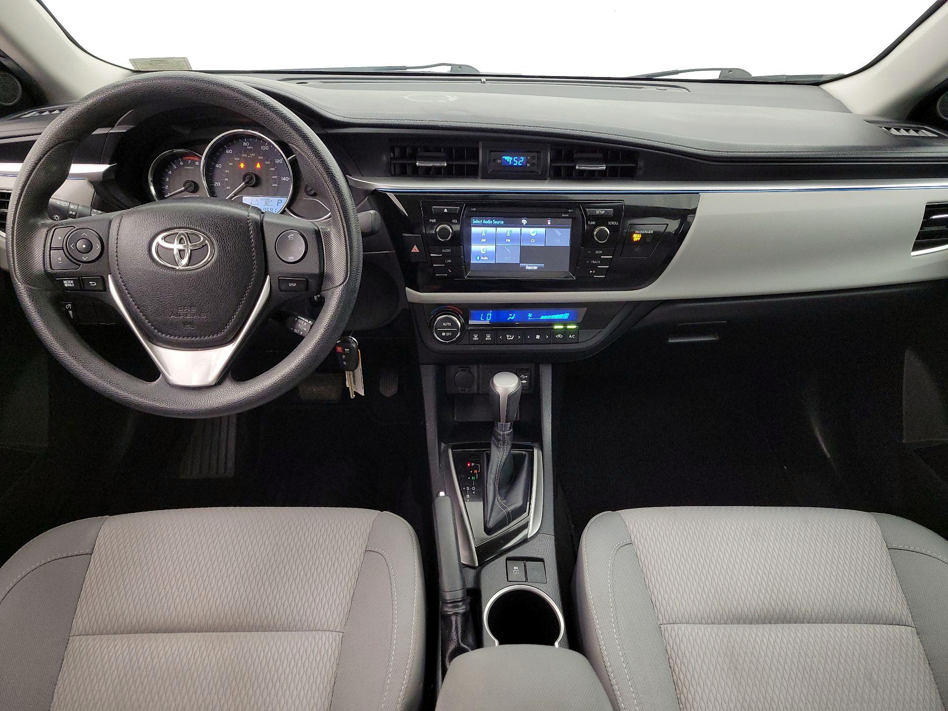 Thumbnail: 2015 Toyota Corolla - 9
