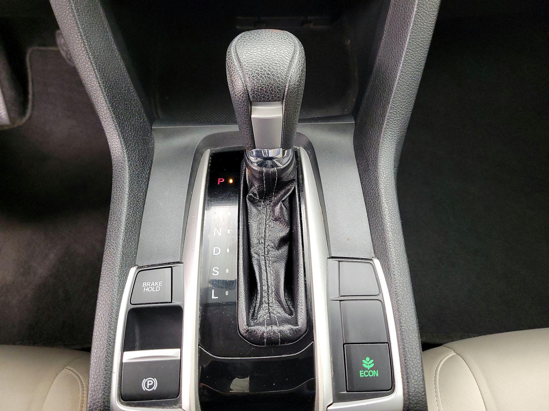 Thumbnail: 2016 Honda Civic - 17