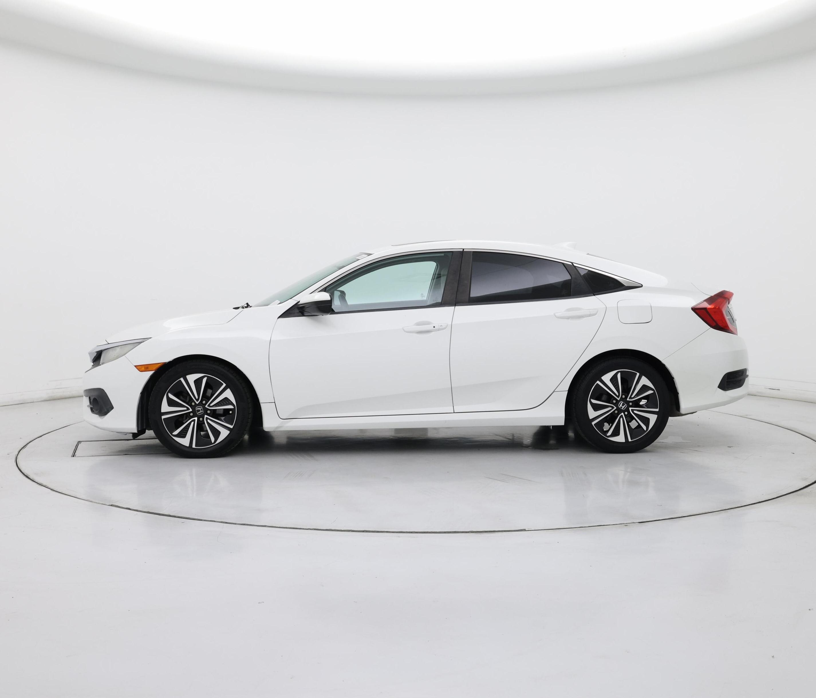 Thumbnail: 2016 Honda Civic - 3