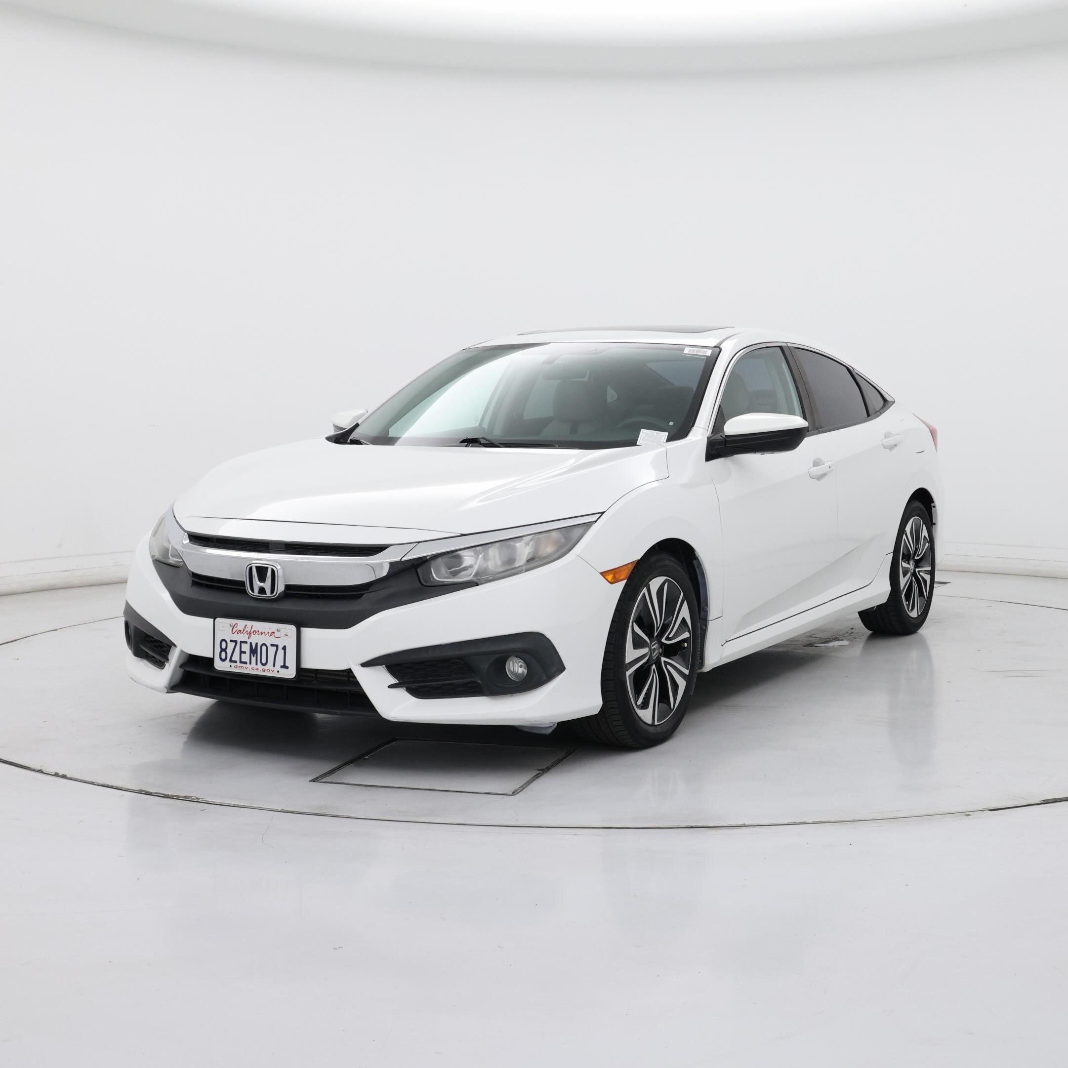 Thumbnail: 2016 Honda Civic - 4