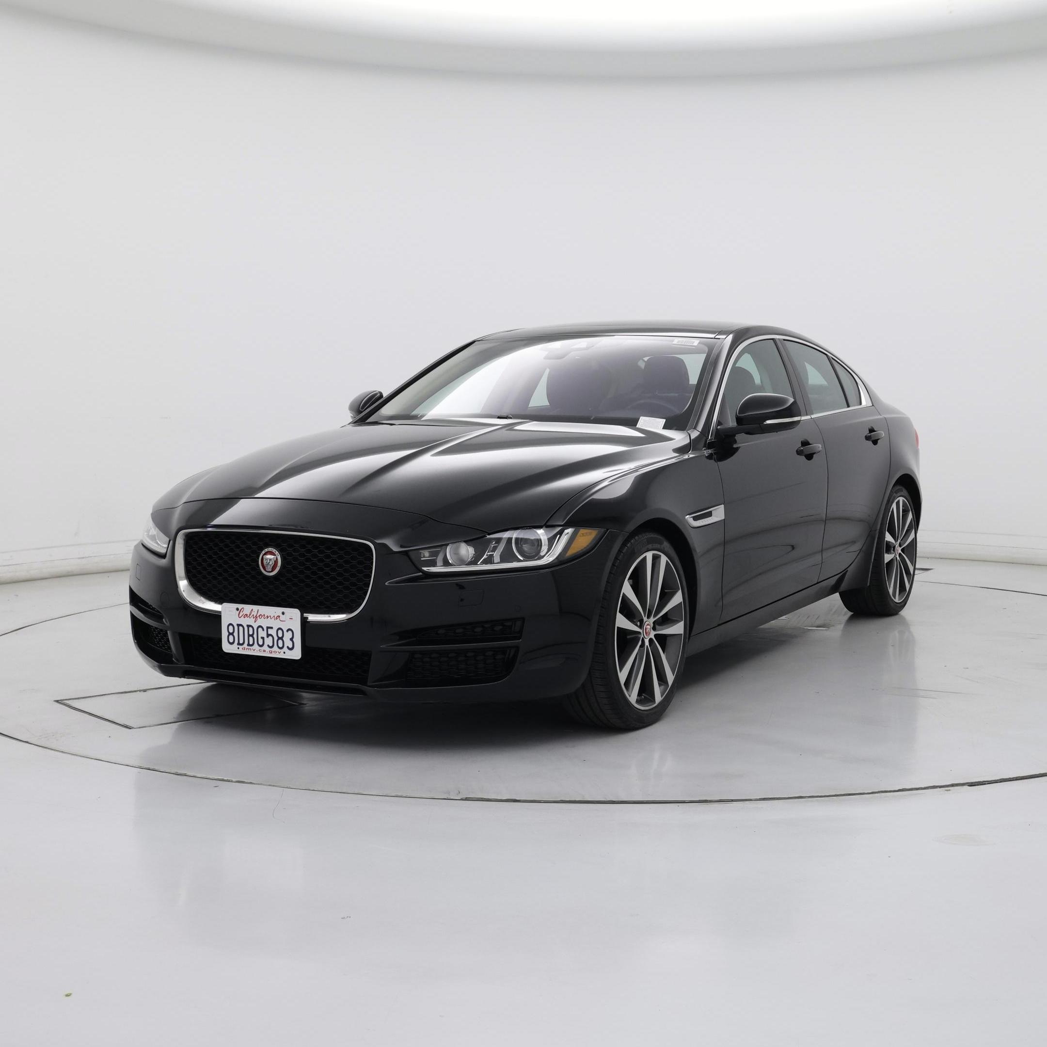 Thumbnail: 2018 Jaguar XE - 4