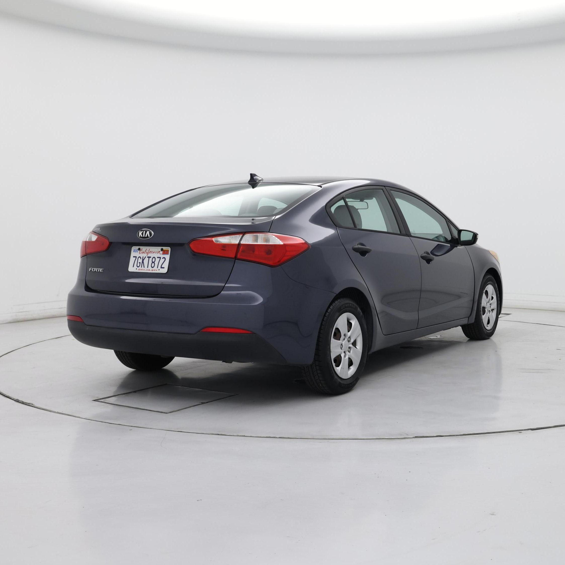 Thumbnail: 2015 Kia Forte - 8