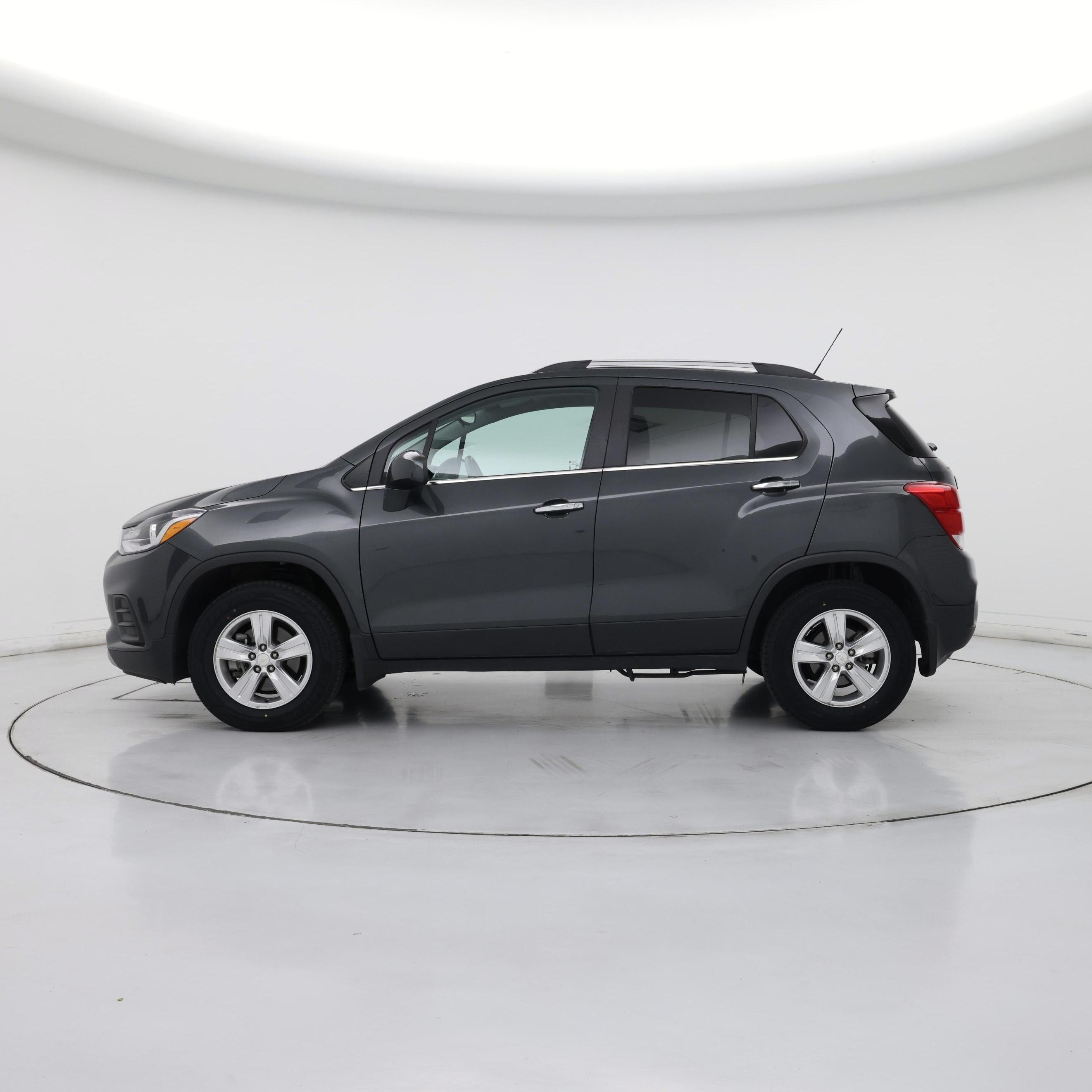 Thumbnail: 2019 Chevrolet Trax - 3
