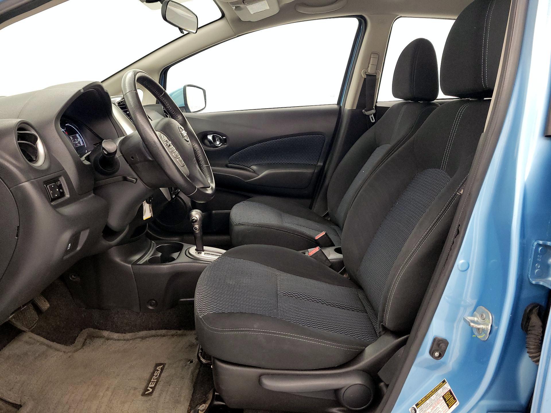 Thumbnail: 2015 Nissan Versa Note - 11