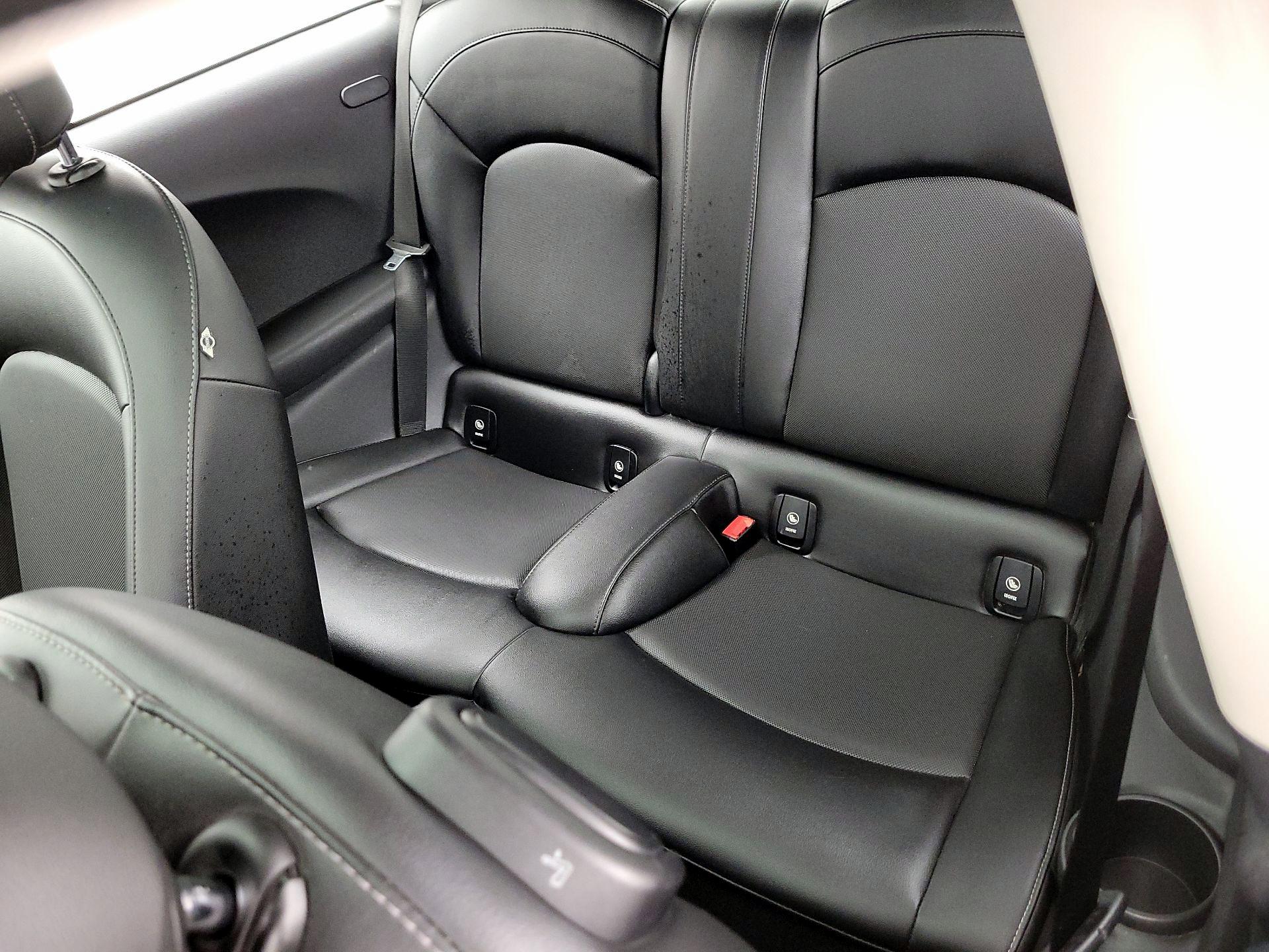 Thumbnail: 2015 MINI Cooper Hardtop - 19