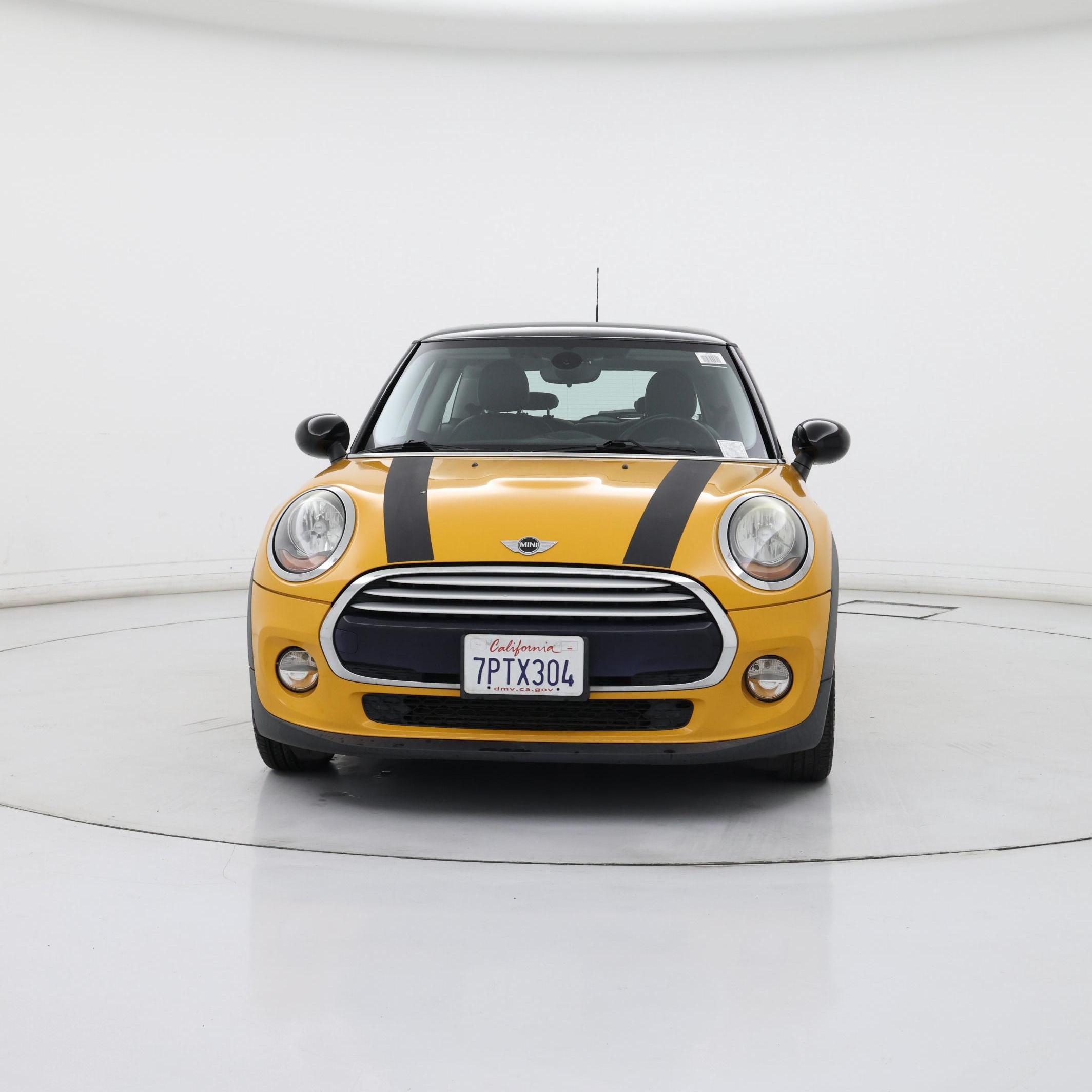 Thumbnail: 2015 MINI Cooper Hardtop - 5