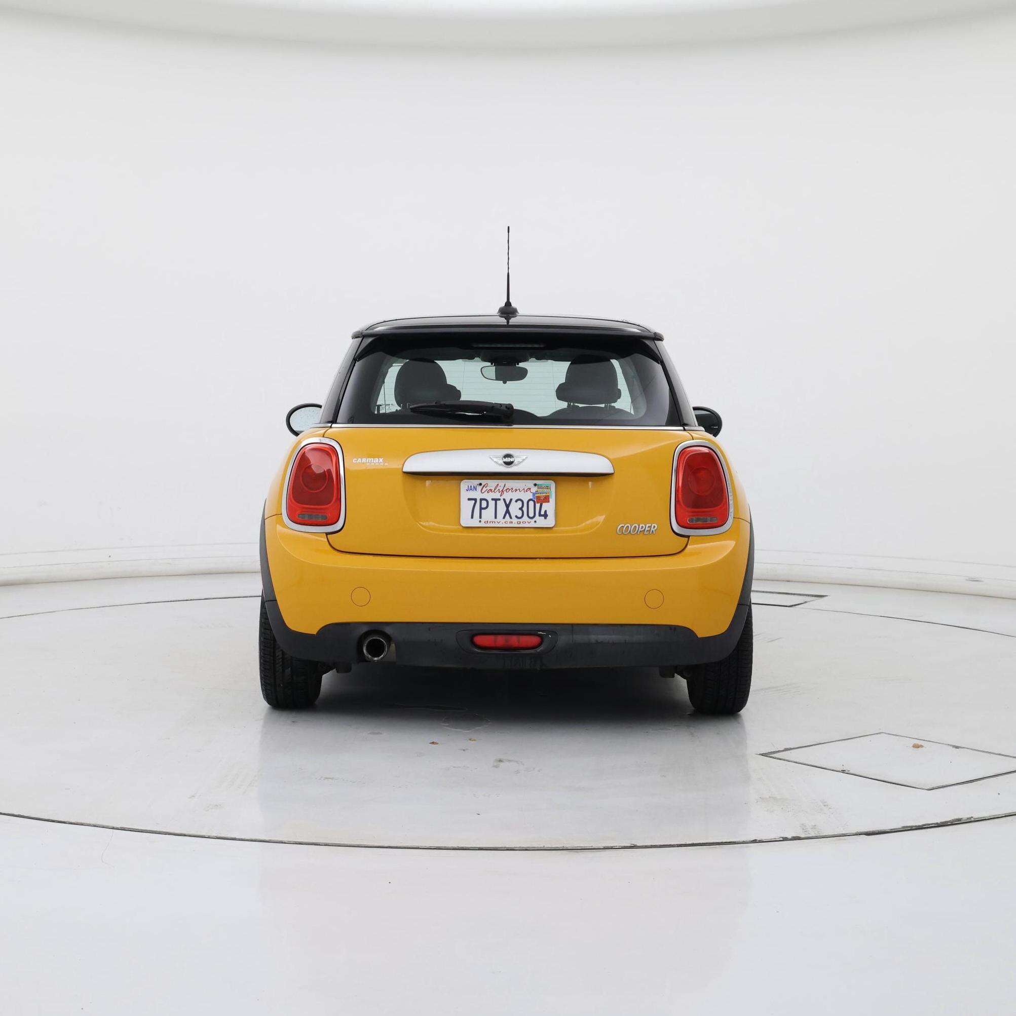 Thumbnail: 2015 MINI Cooper Hardtop - 6