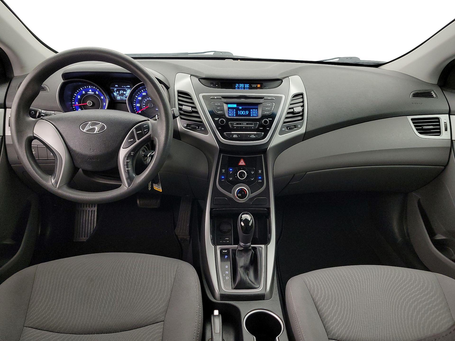 Thumbnail: 2015 Hyundai Elantra - 9