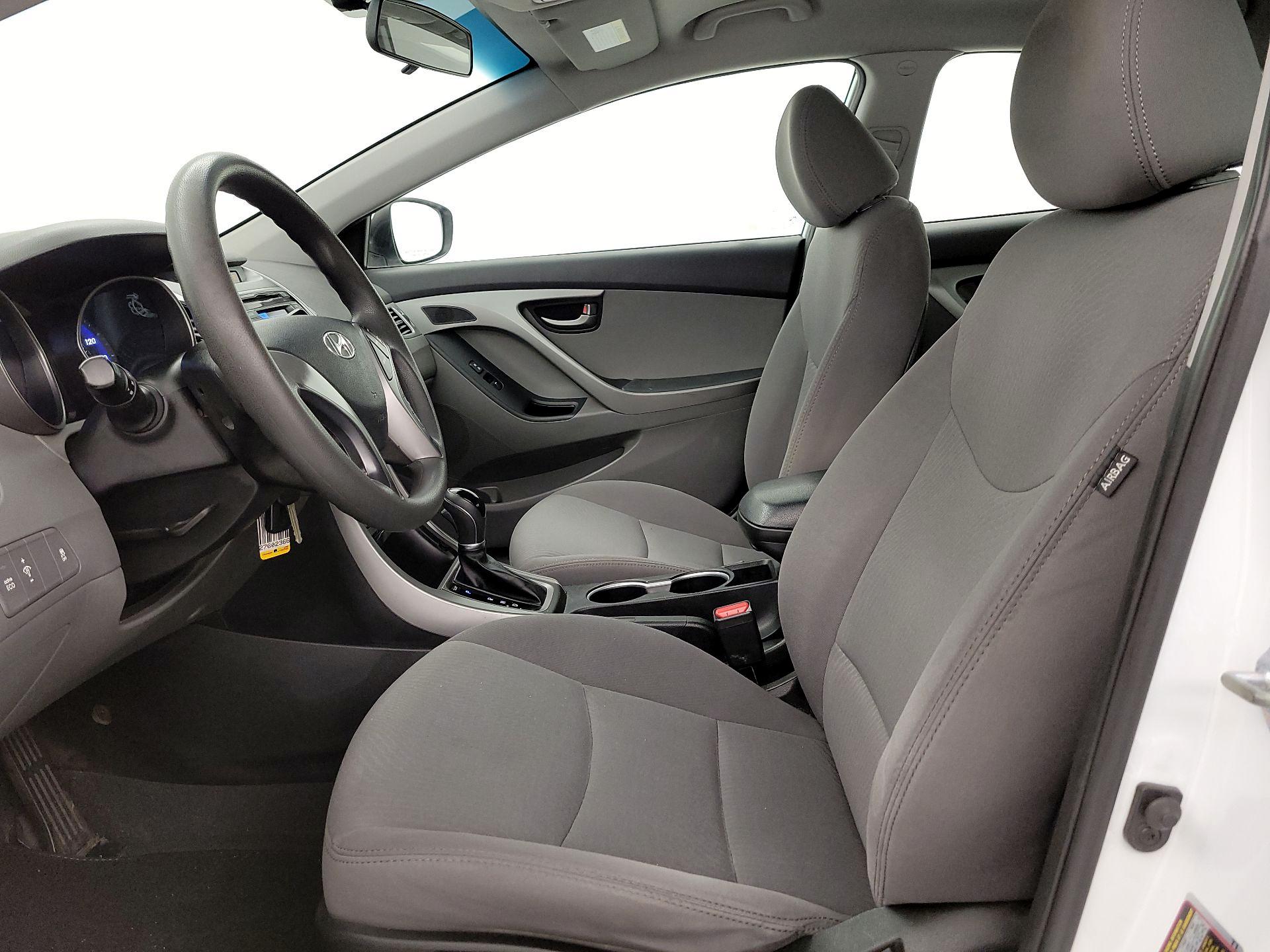 Thumbnail: 2015 Hyundai Elantra - 11
