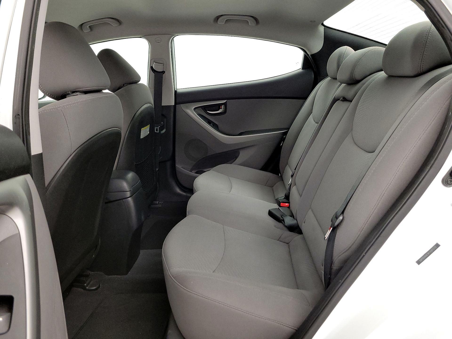 Thumbnail: 2015 Hyundai Elantra - 18