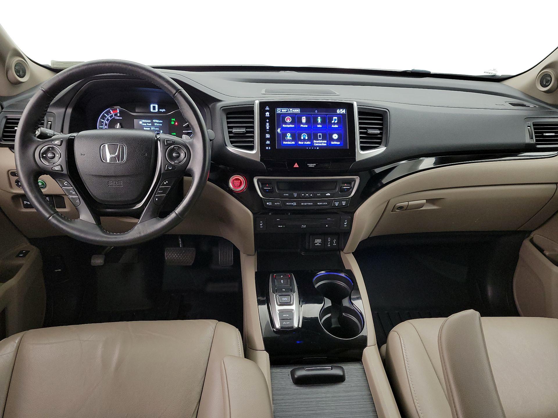 Thumbnail: 2018 Honda Pilot - 9
