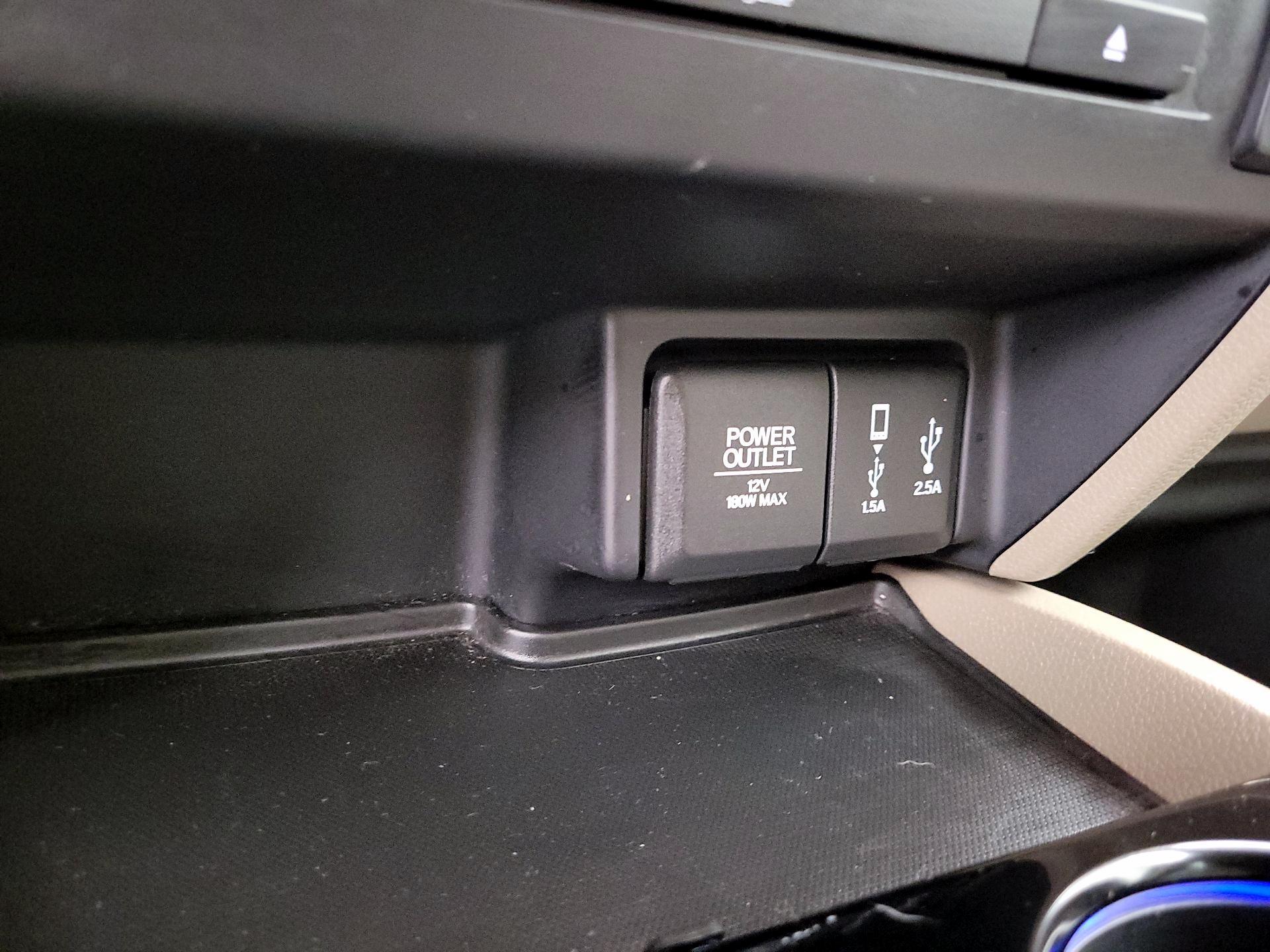 Thumbnail: 2018 Honda Pilot - 18