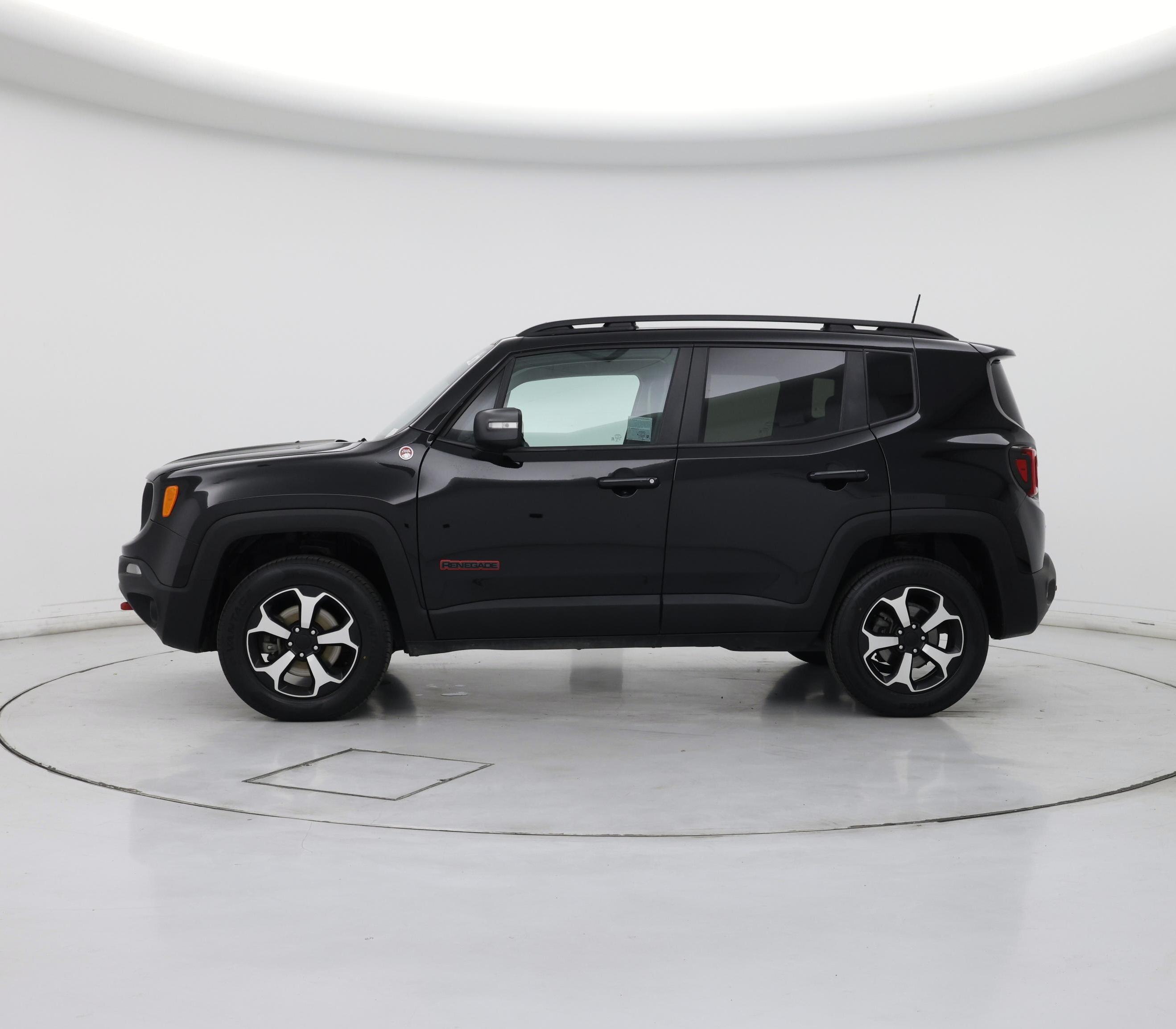Thumbnail: 2019 Jeep Renegade - 3