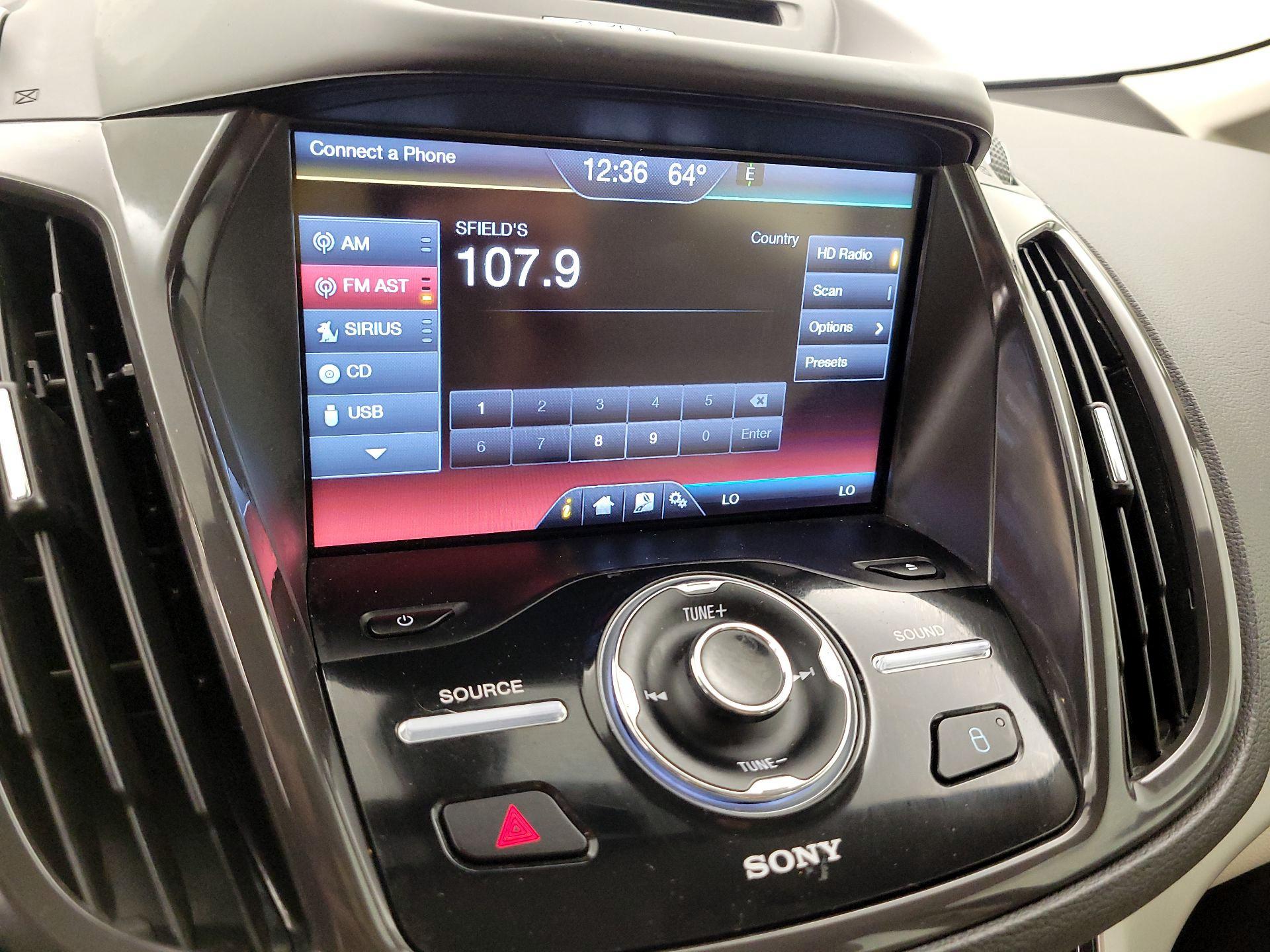 Thumbnail: 2015 Ford C-Max - 15
