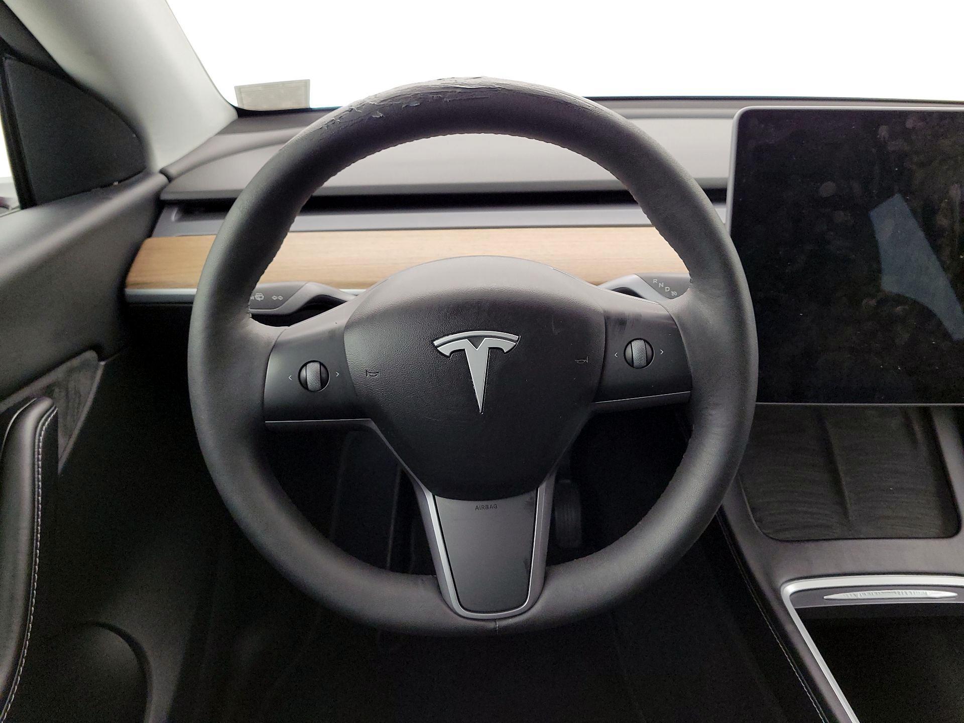 Thumbnail: 2022 Tesla Model Y - 10