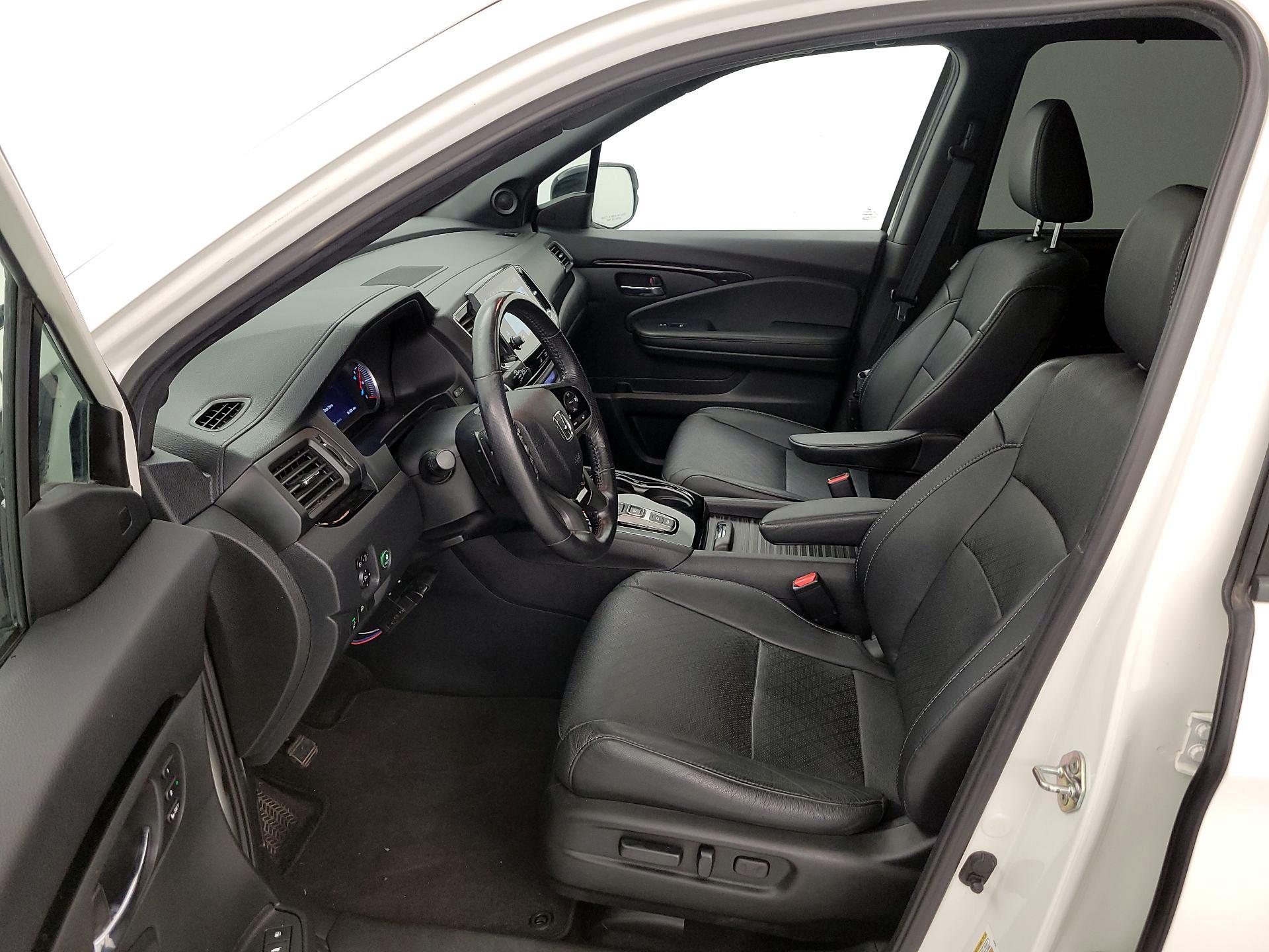 Thumbnail: 2019 Honda Passport - 11