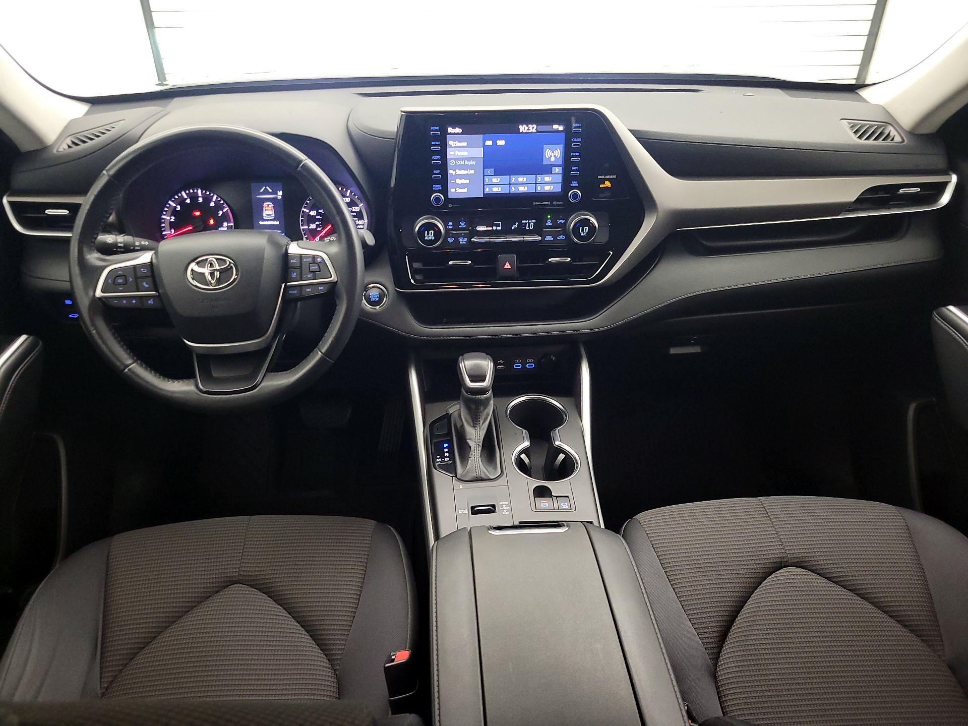 Thumbnail: 2022 Toyota Highlander - 9