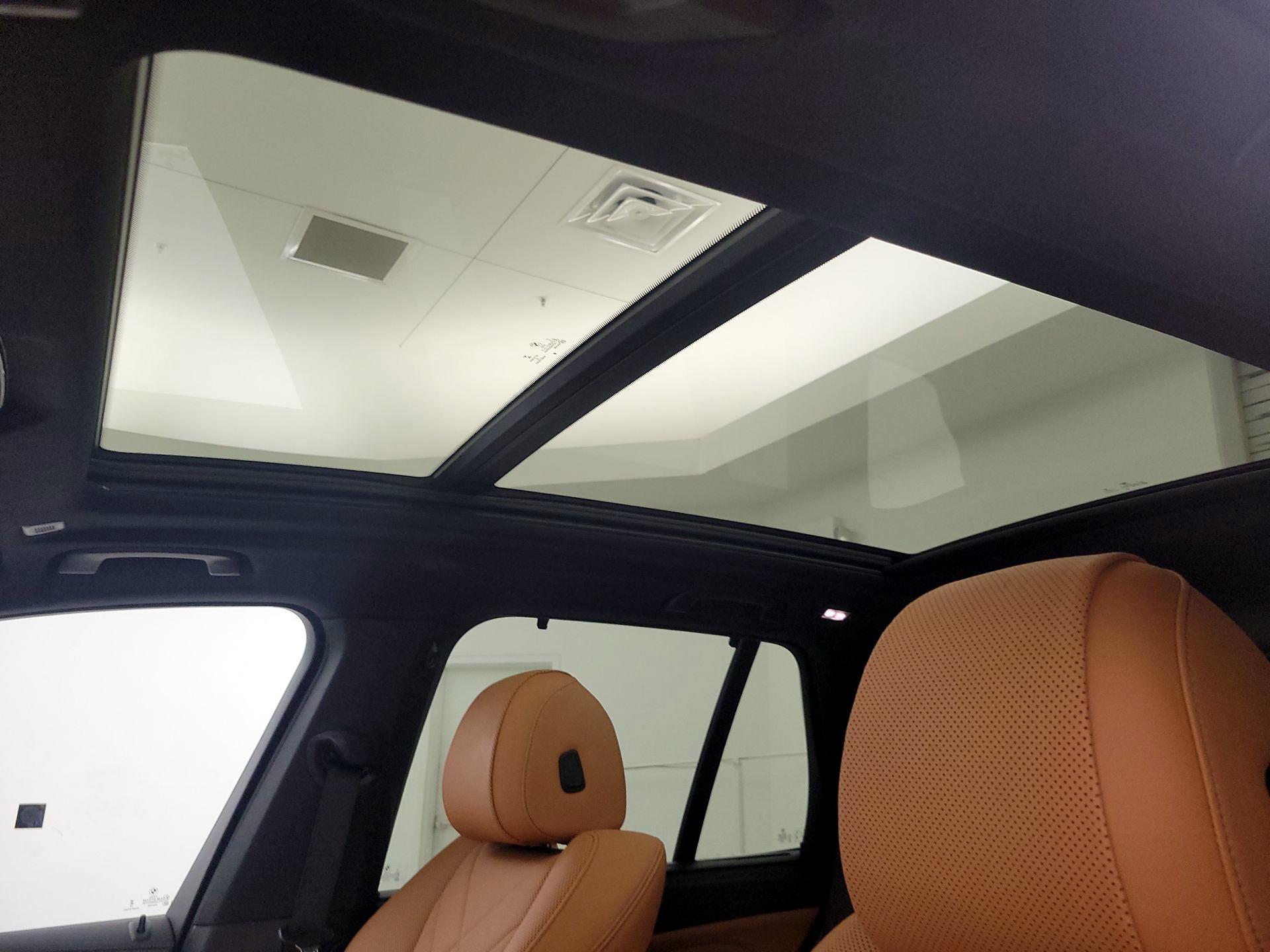 Thumbnail: 2023 BMW X5 - 18