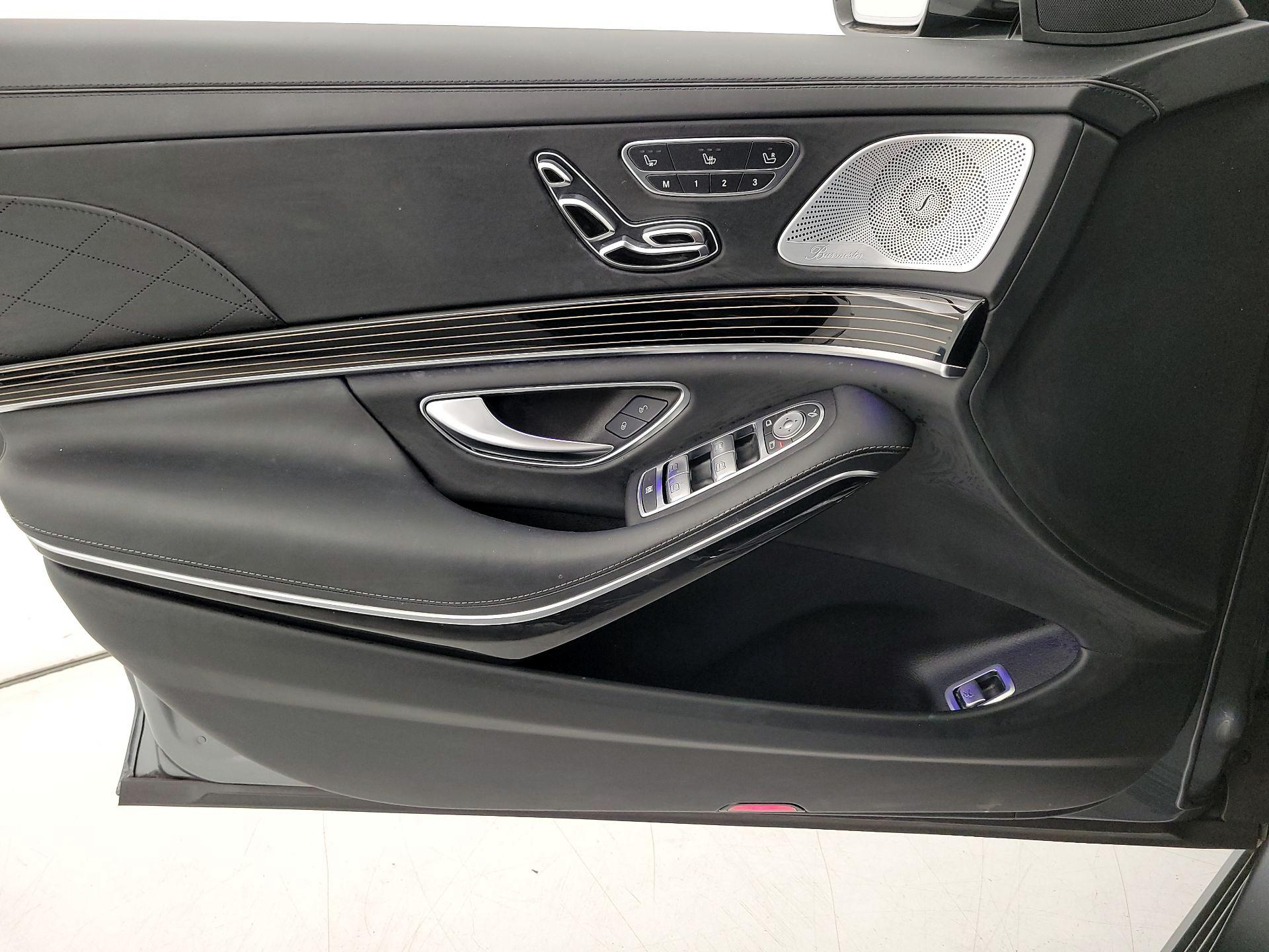 Thumbnail: 2018 Mercedes-Benz S-Class - 12