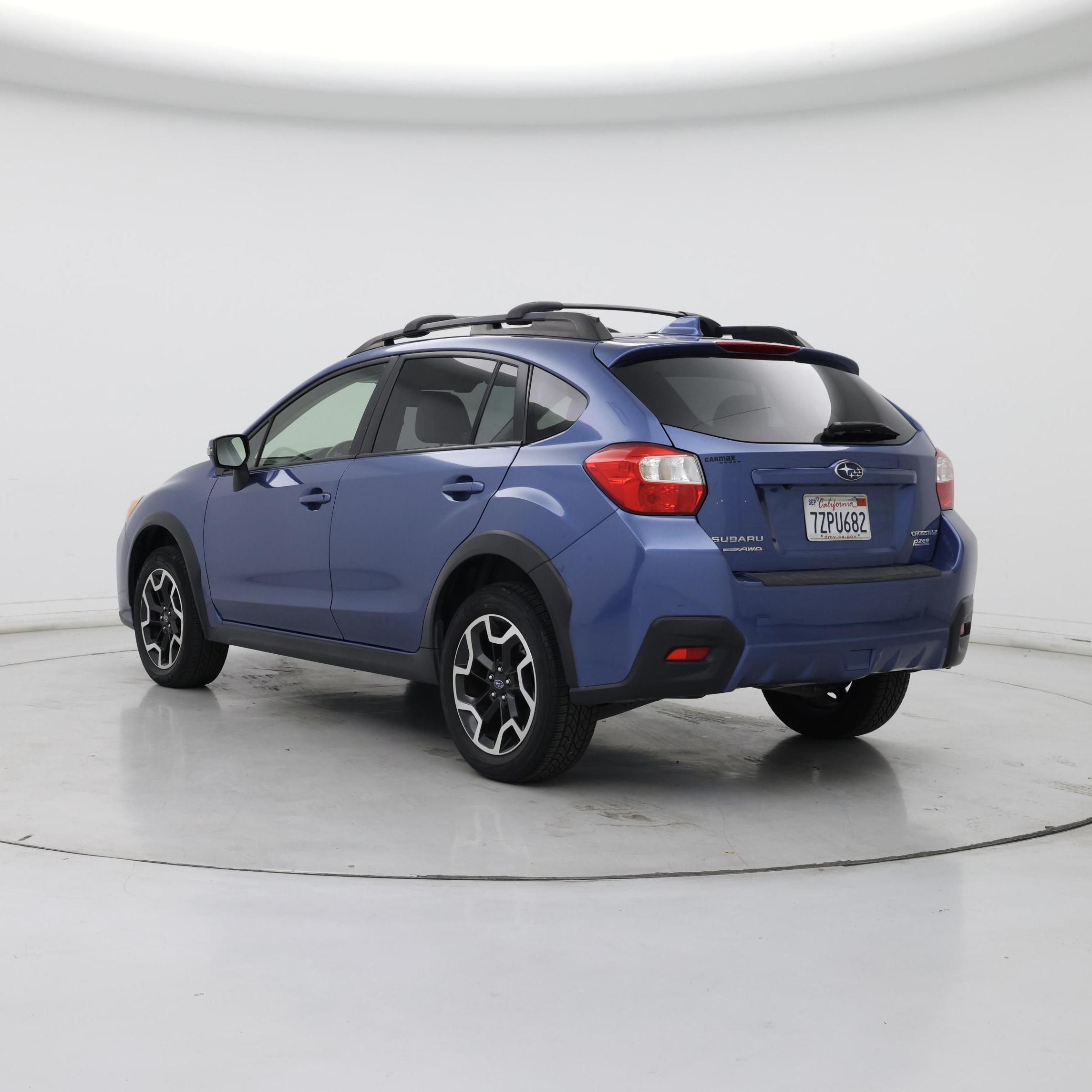 Thumbnail: 2017 Subaru Crosstrek - 2