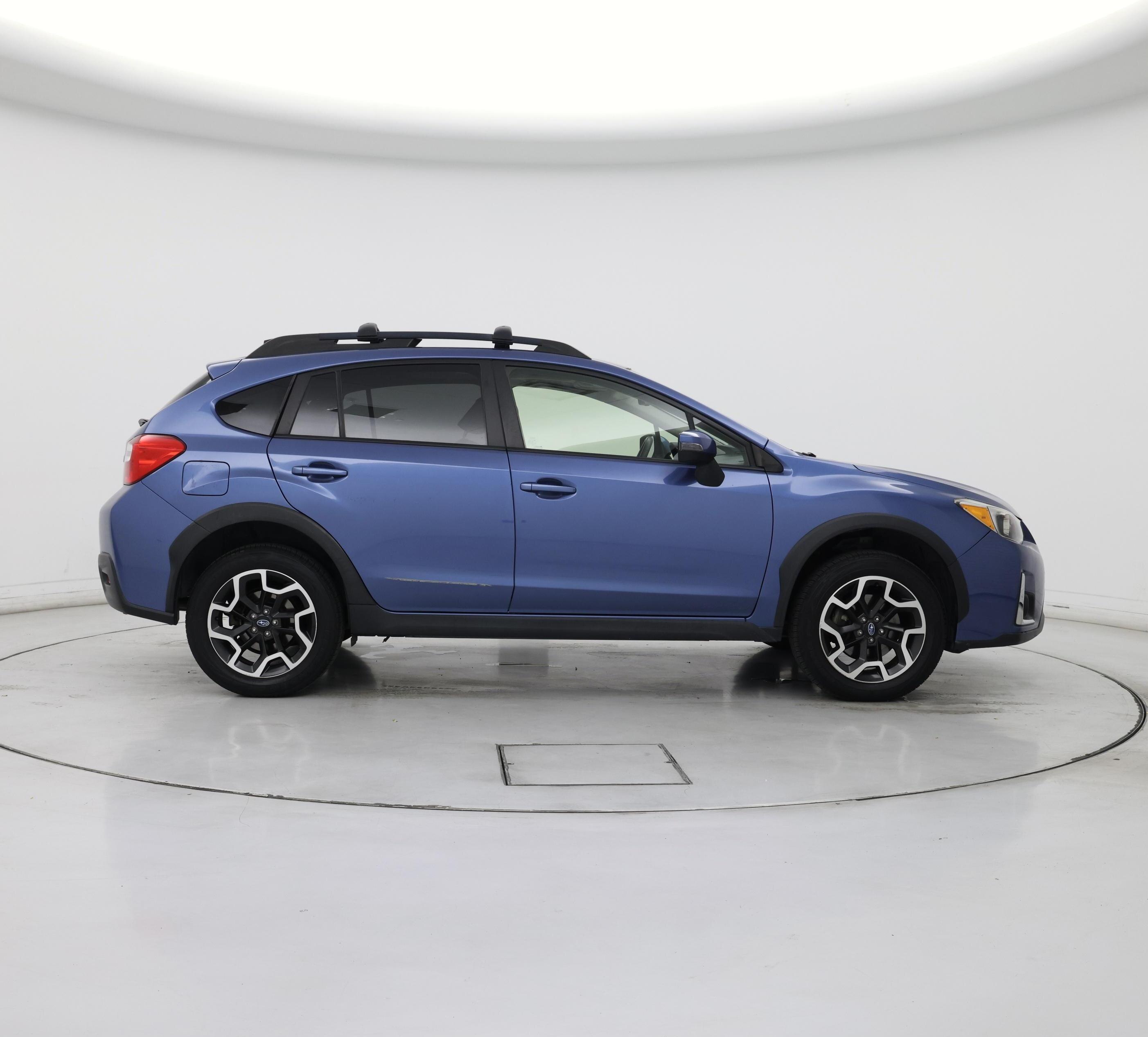 Thumbnail: 2017 Subaru Crosstrek - 7