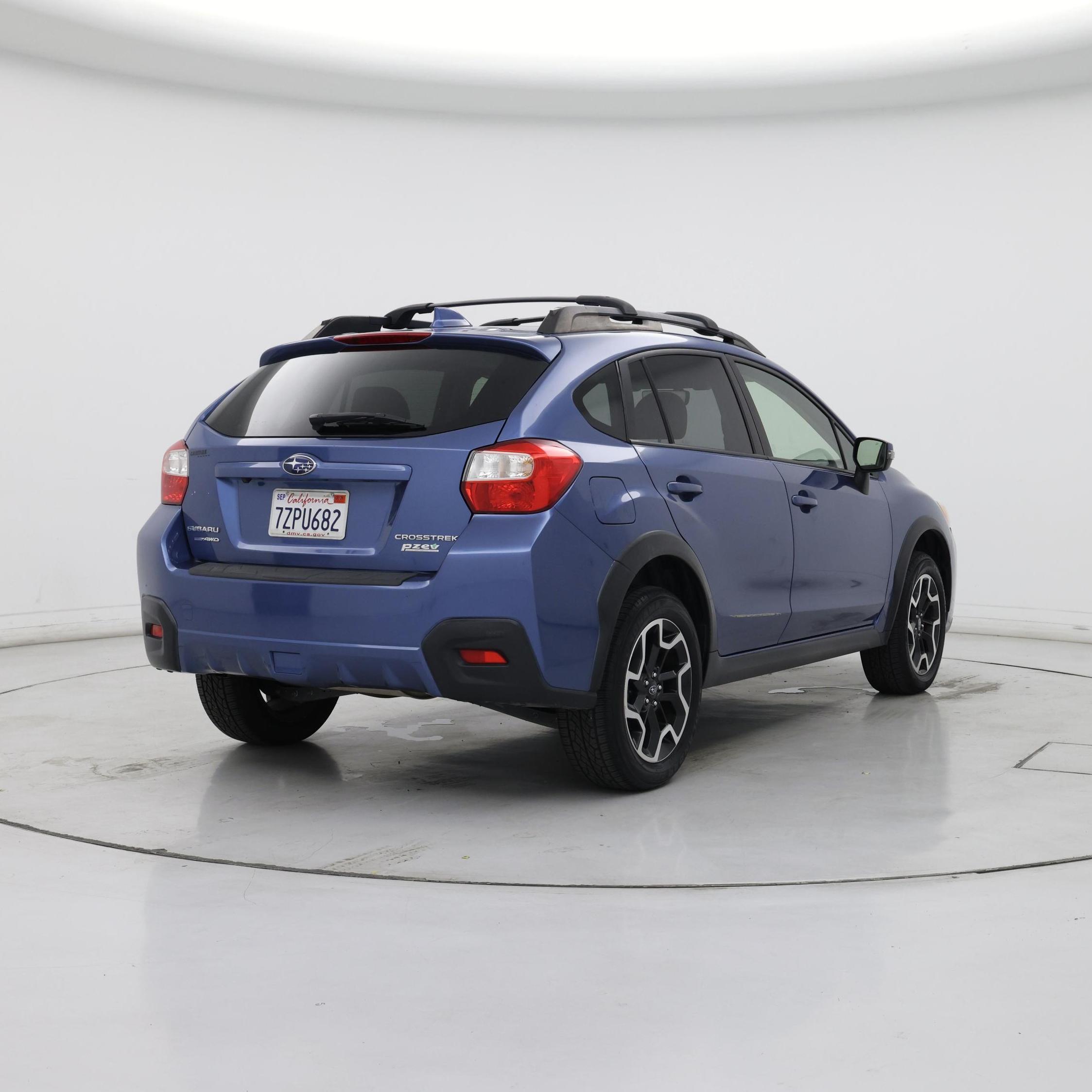 Thumbnail: 2017 Subaru Crosstrek - 8