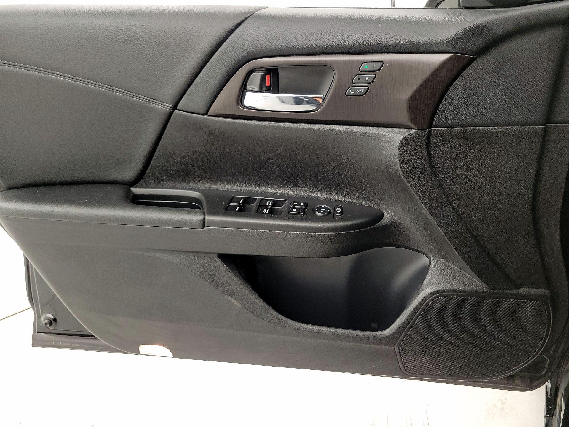 Thumbnail: 2014 Honda Accord - 12